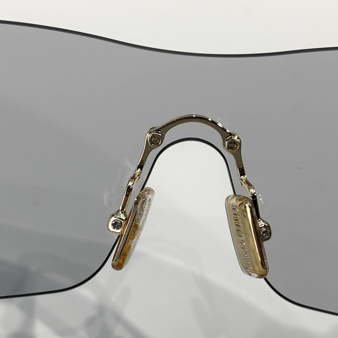 Miu Miu OMU B53S Sunglasses - DesignerGu