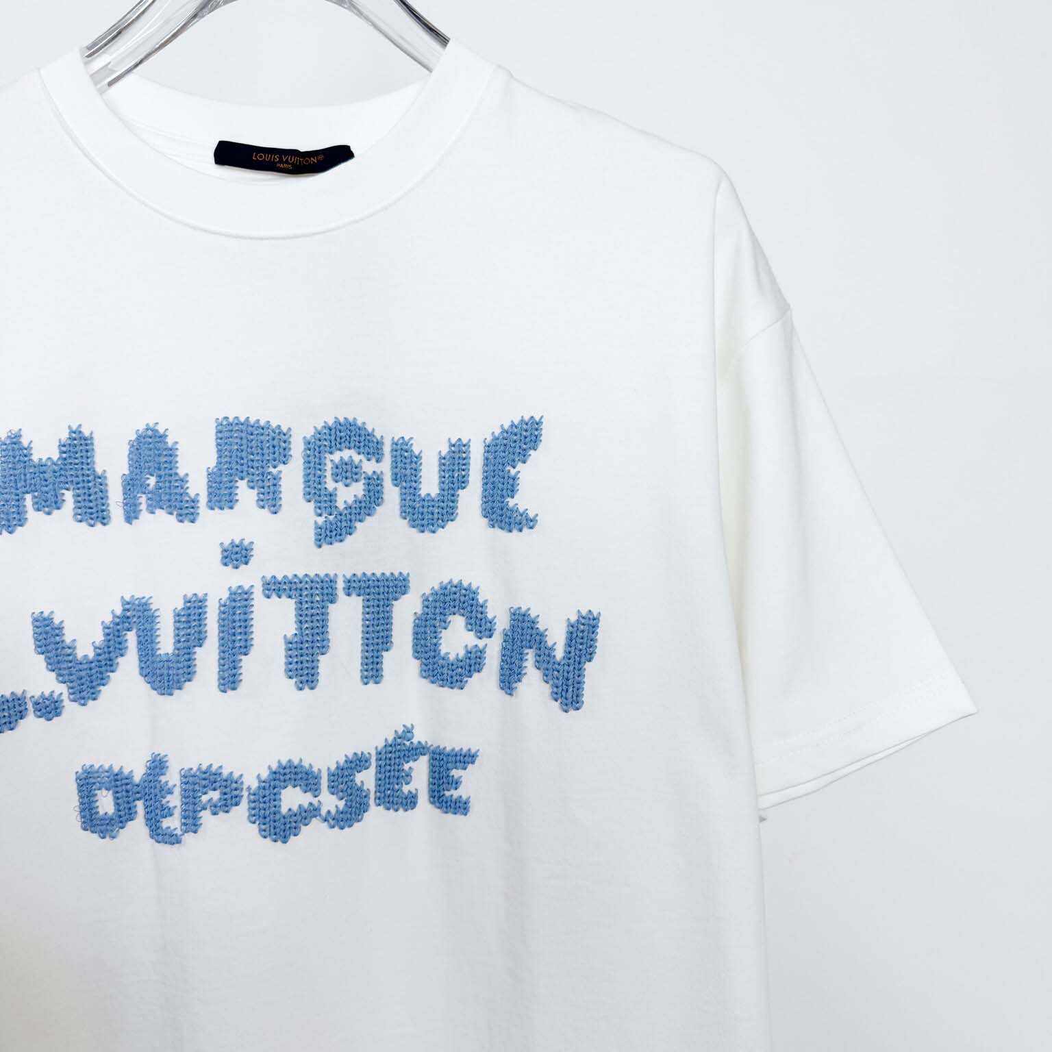 Louis Vuitton Embroidered Signature T-Shirt   1AIKD9 - DesignerGu