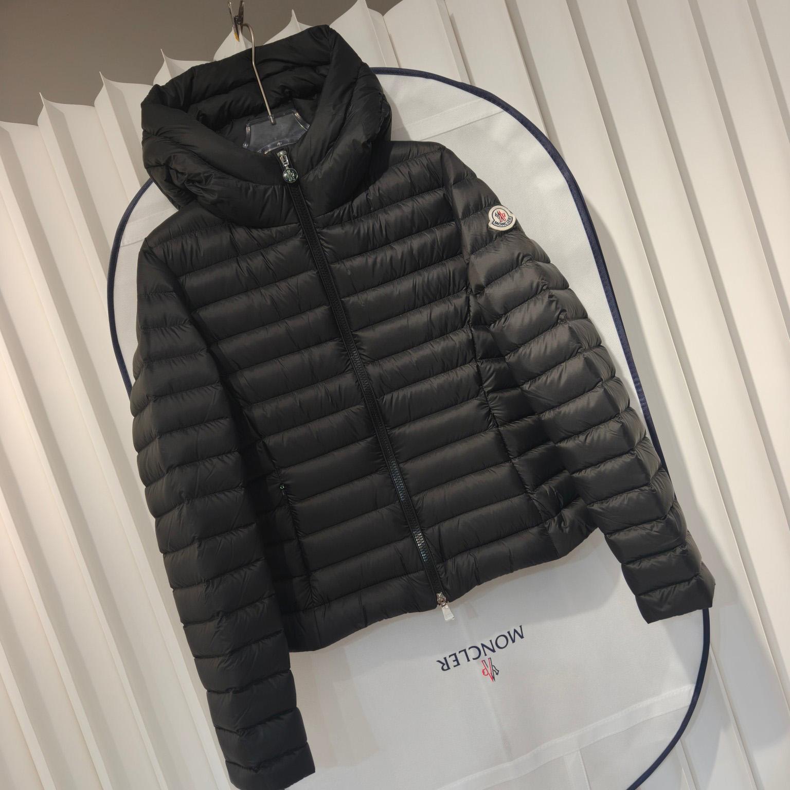 Moncler Ige Hooded Short Down Jacket - DesignerGu