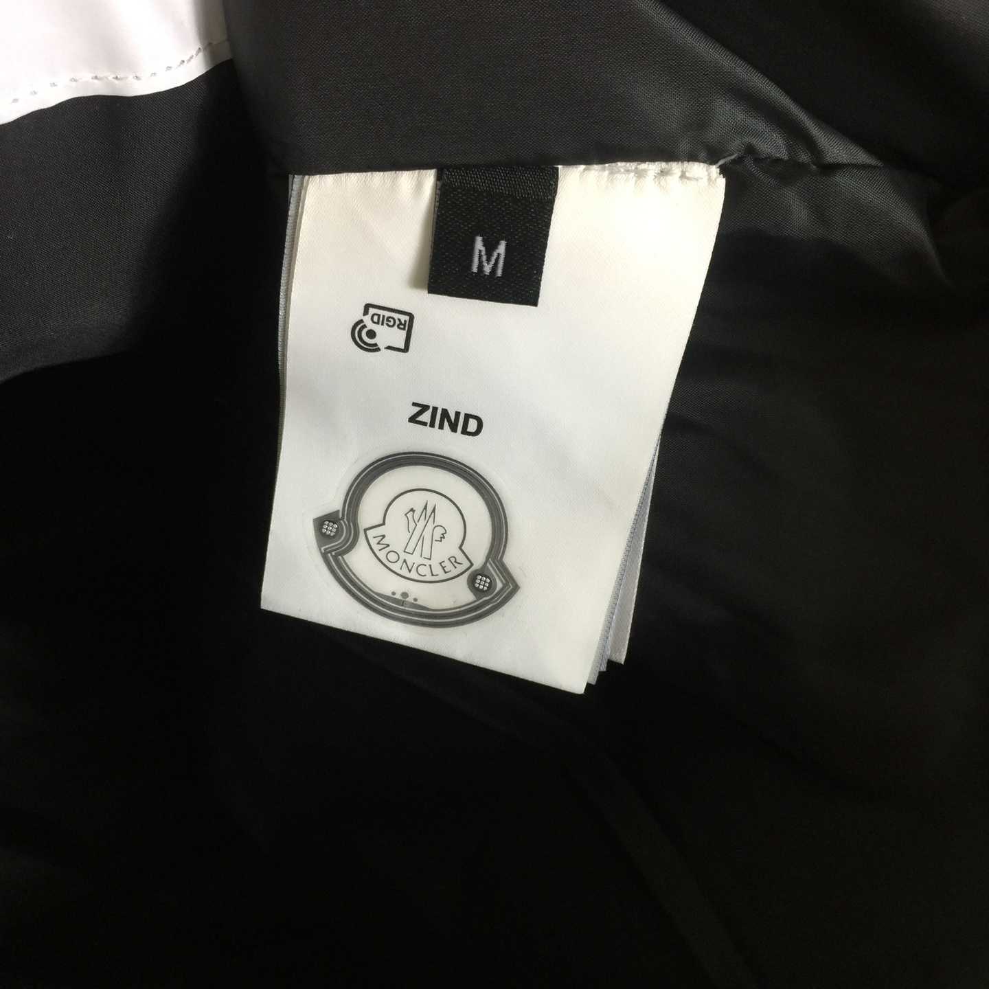 Moncler Hooded Short Down Jacket - DesignerGu