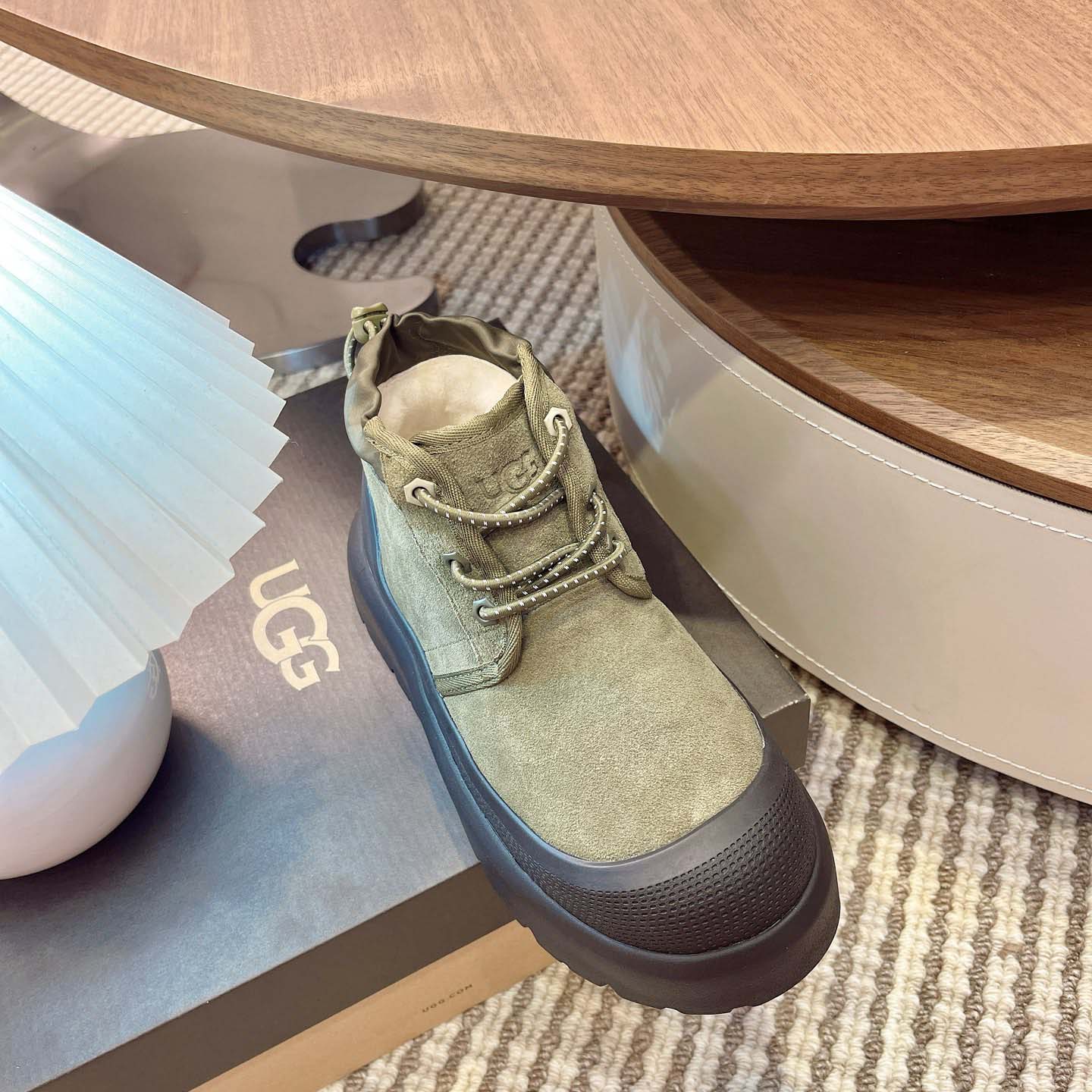 UGG Neumel Weather Hybrid Chukka - DesignerGu