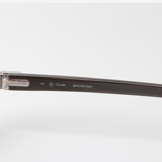 Cartier CT_3524012 White Mix Black Buffalo Sunglasses In Silver Gradient Gray - DesignerGu