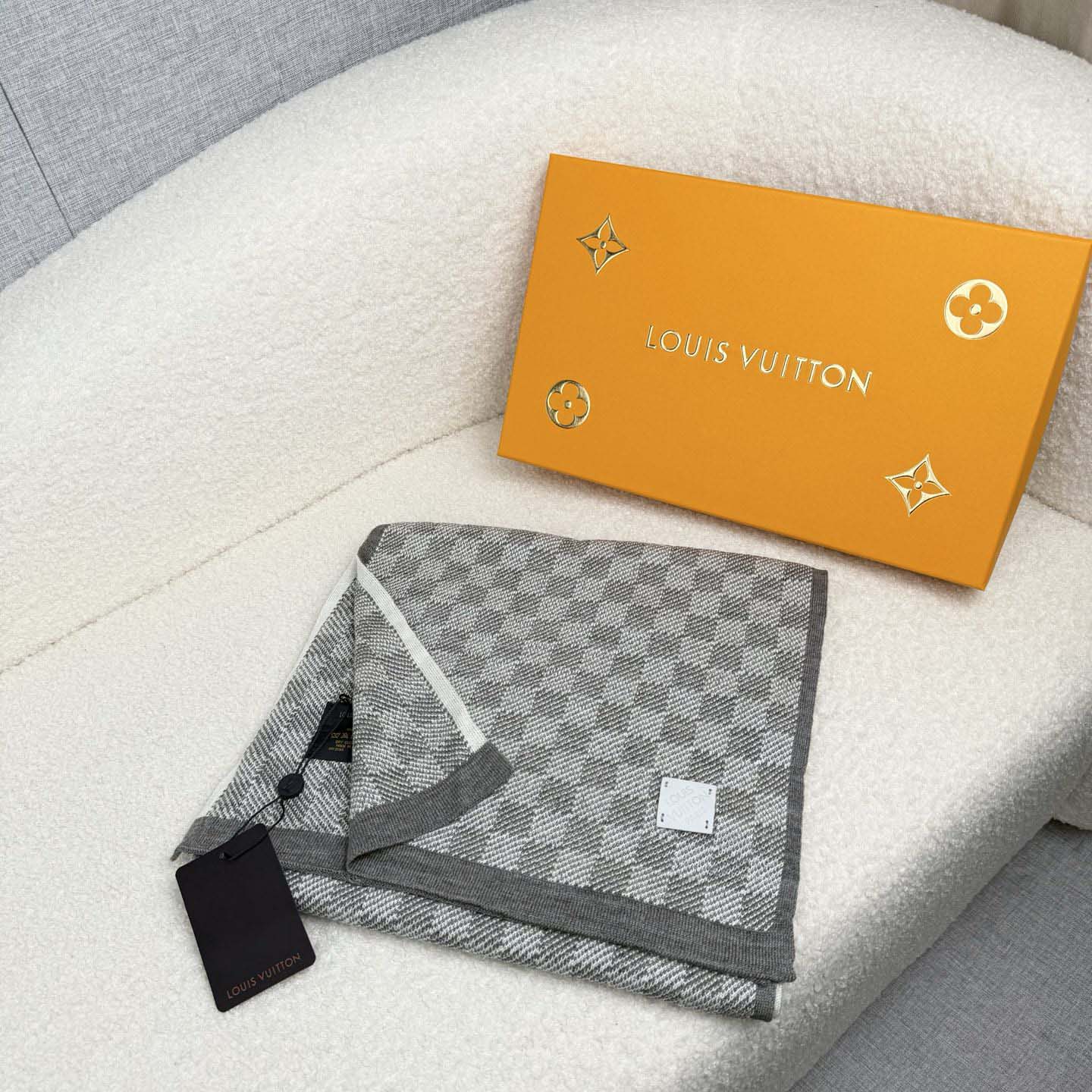 Louis Vuitton Damier Scarf   30*180cm - DesignerGu