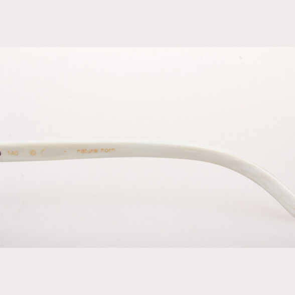 Cartier CT_3524012 White Buffalo Sunglasses In Gold Grey - DesignerGu