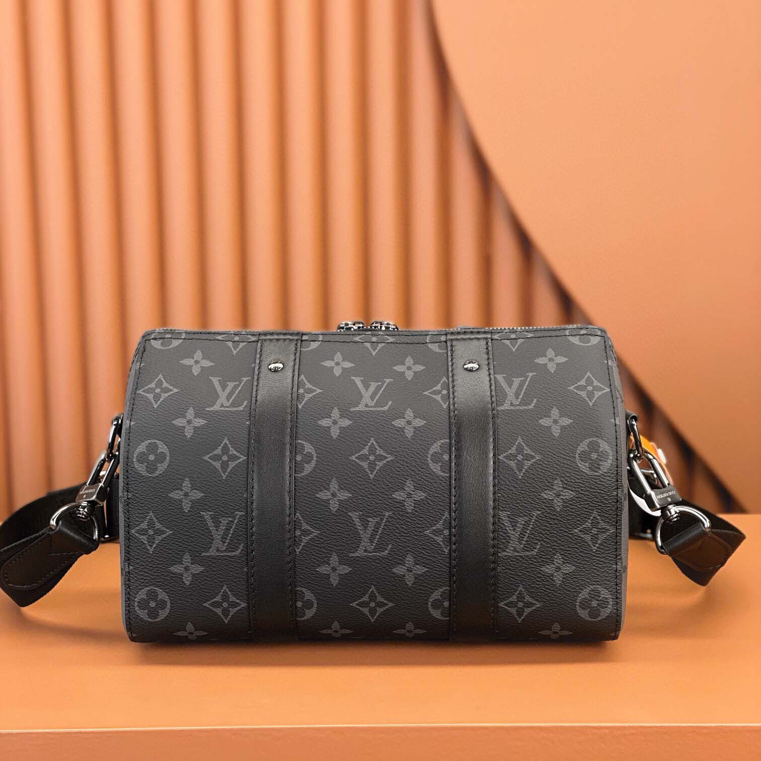 Louis Vuitton City Keepall Monogram Eclipse  M45936 - DesignerGu