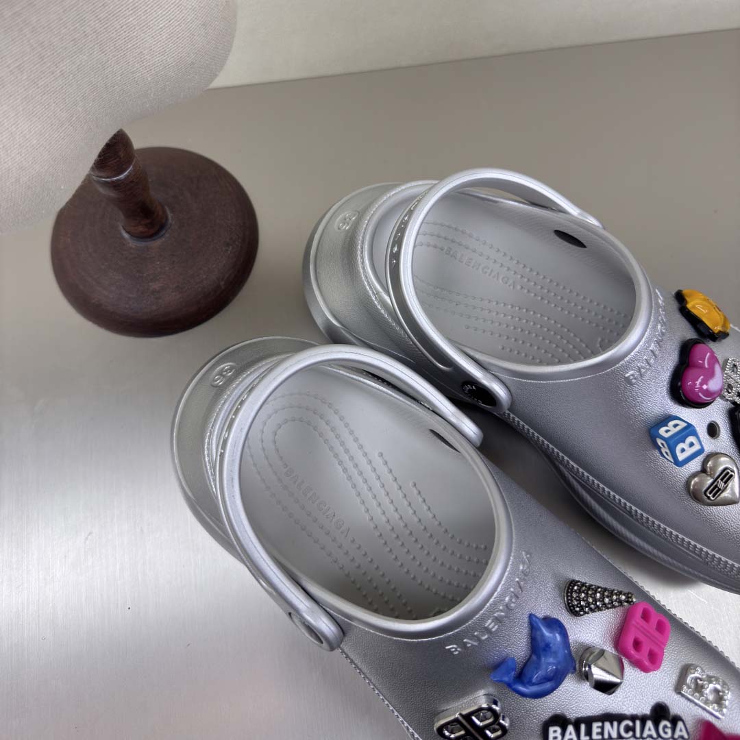 Balenciaga x Crocs Platform Clogs - DesignerGu