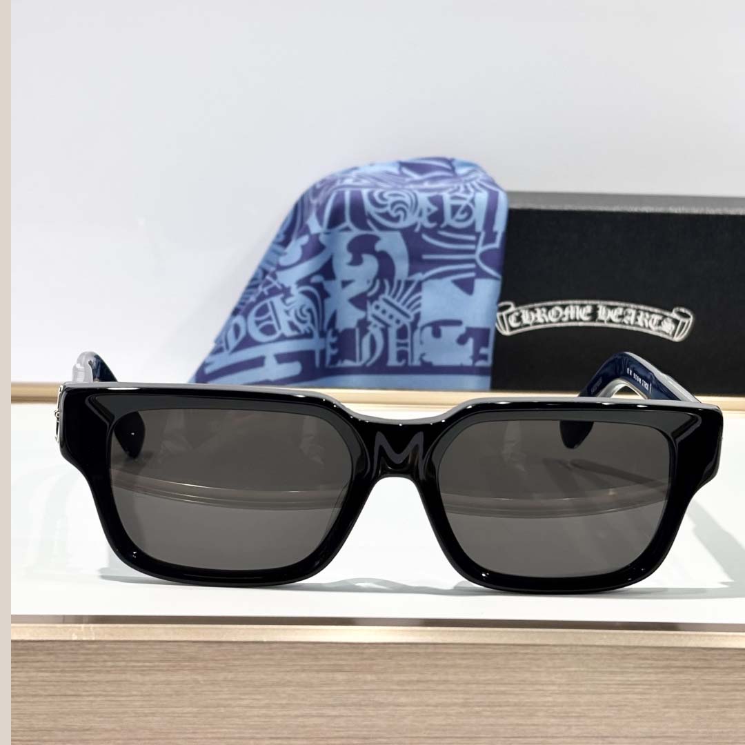 Chrome Hearts 2 THICK Glasses - DesignerGu