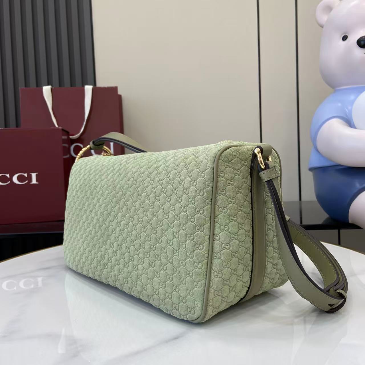 Gucci Half Horsebit Medium Shoulder Bag - DesignerGu