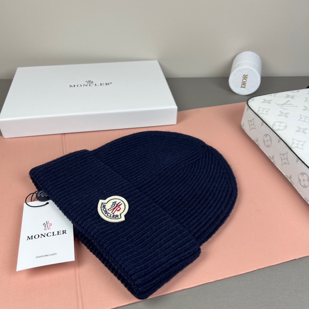 Moncler Beanie  - DesignerGu