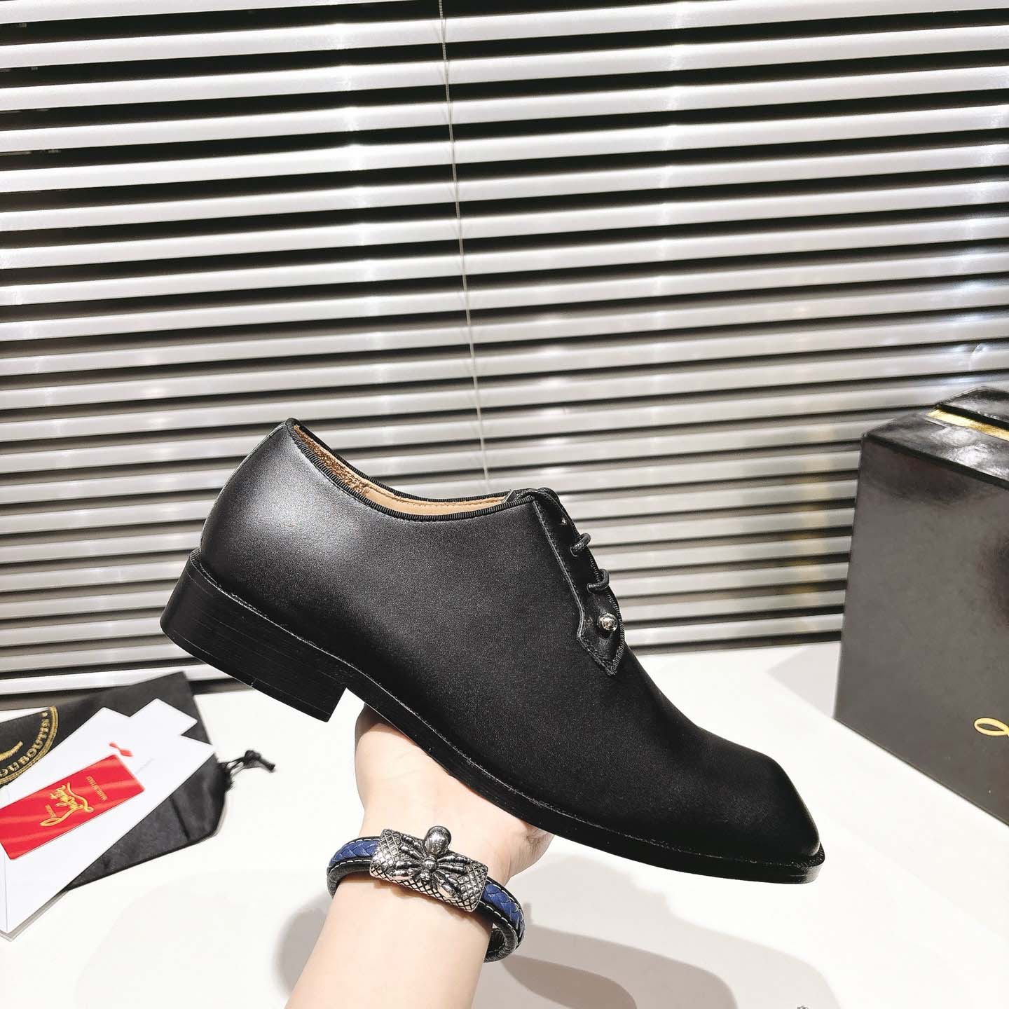 Christian Louboutin Chambeliss Derbies - Calf leather - DesignerGu