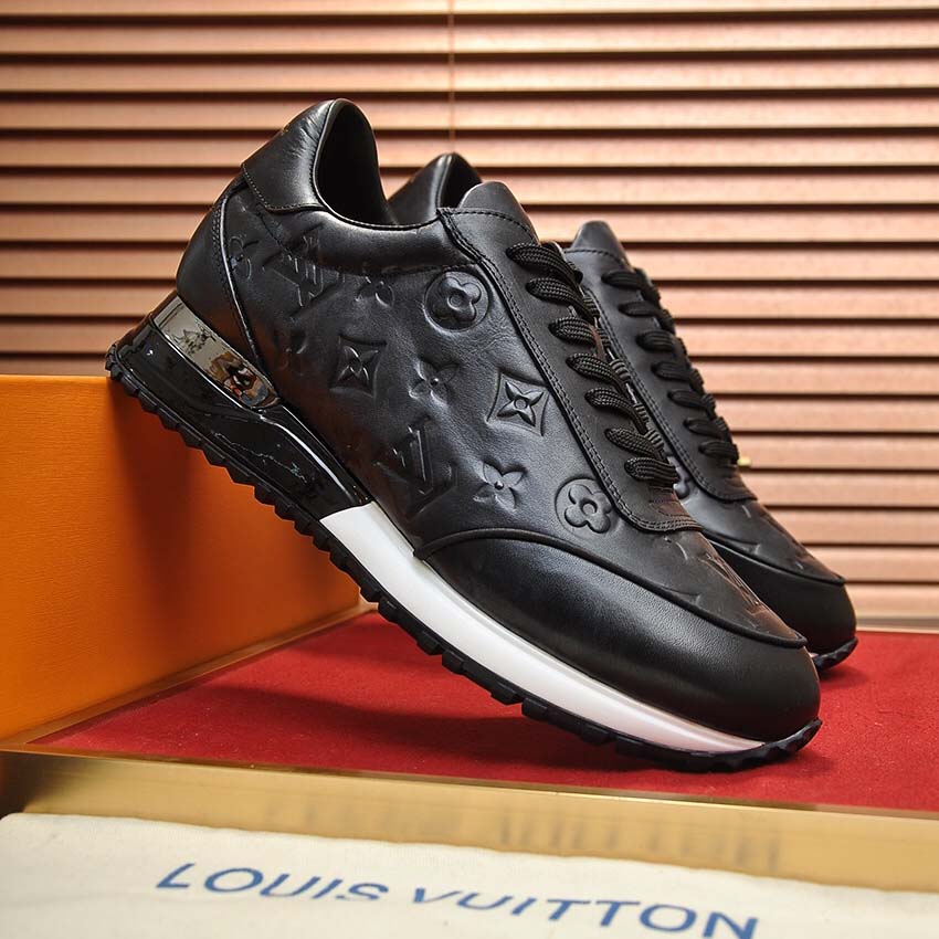 Louis Vuitton Sneaker        - DesignerGu