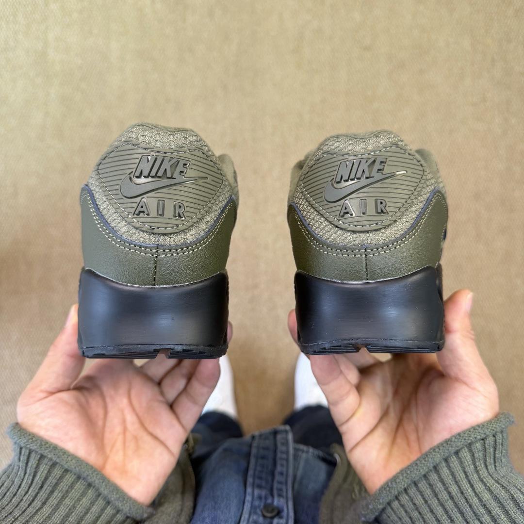 Nike Air Max 90 Sneakers    CN8490-001 - DesignerGu