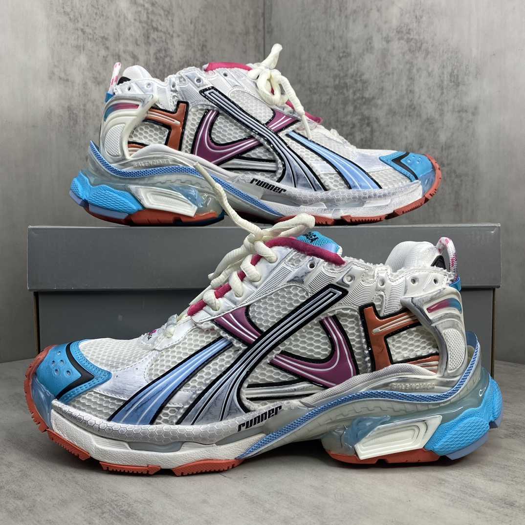 Balenciaga Runner Sneakers - DesignerGu