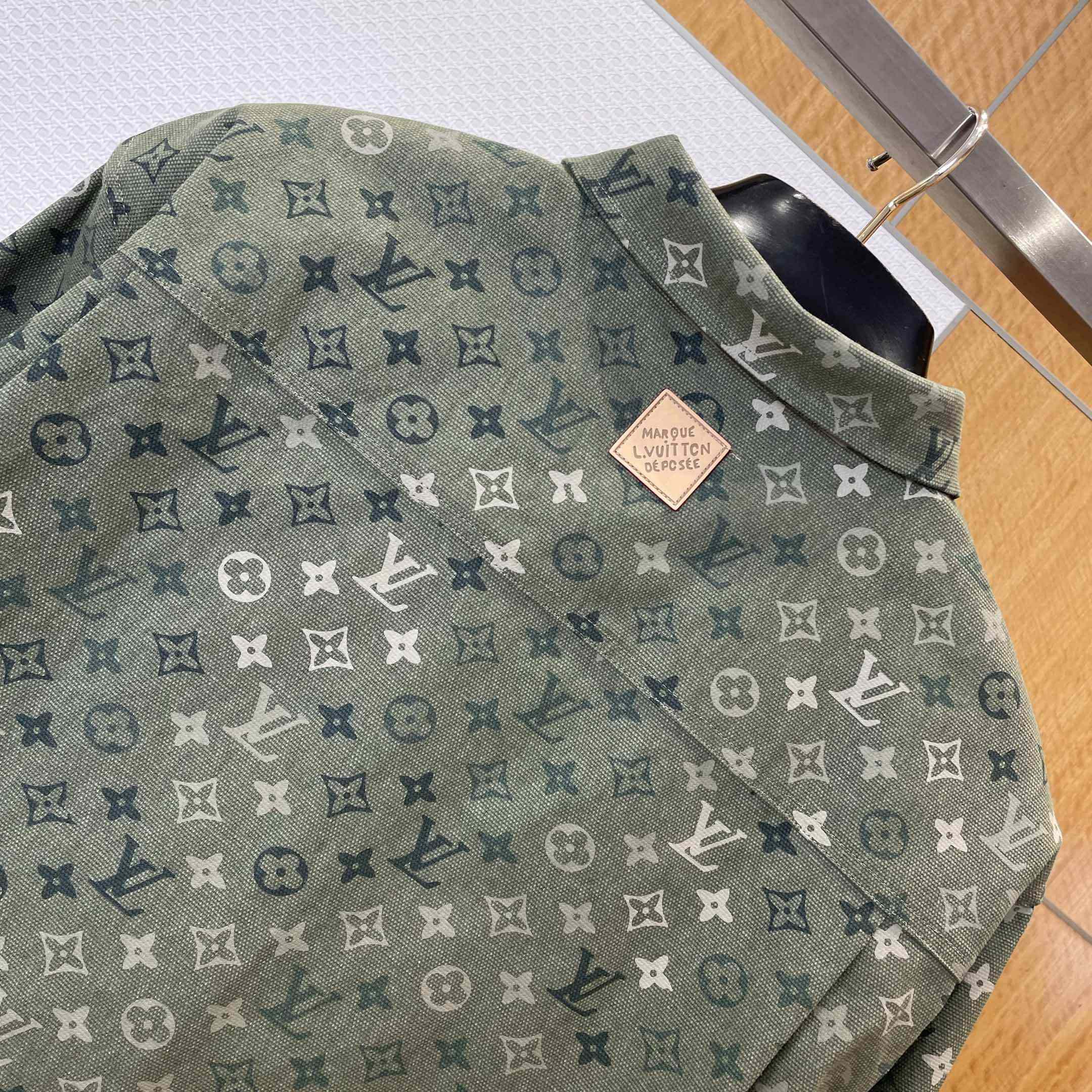 Louis Vuitton Monogram Workwear Overshirt  1AJC47 - DesignerGu