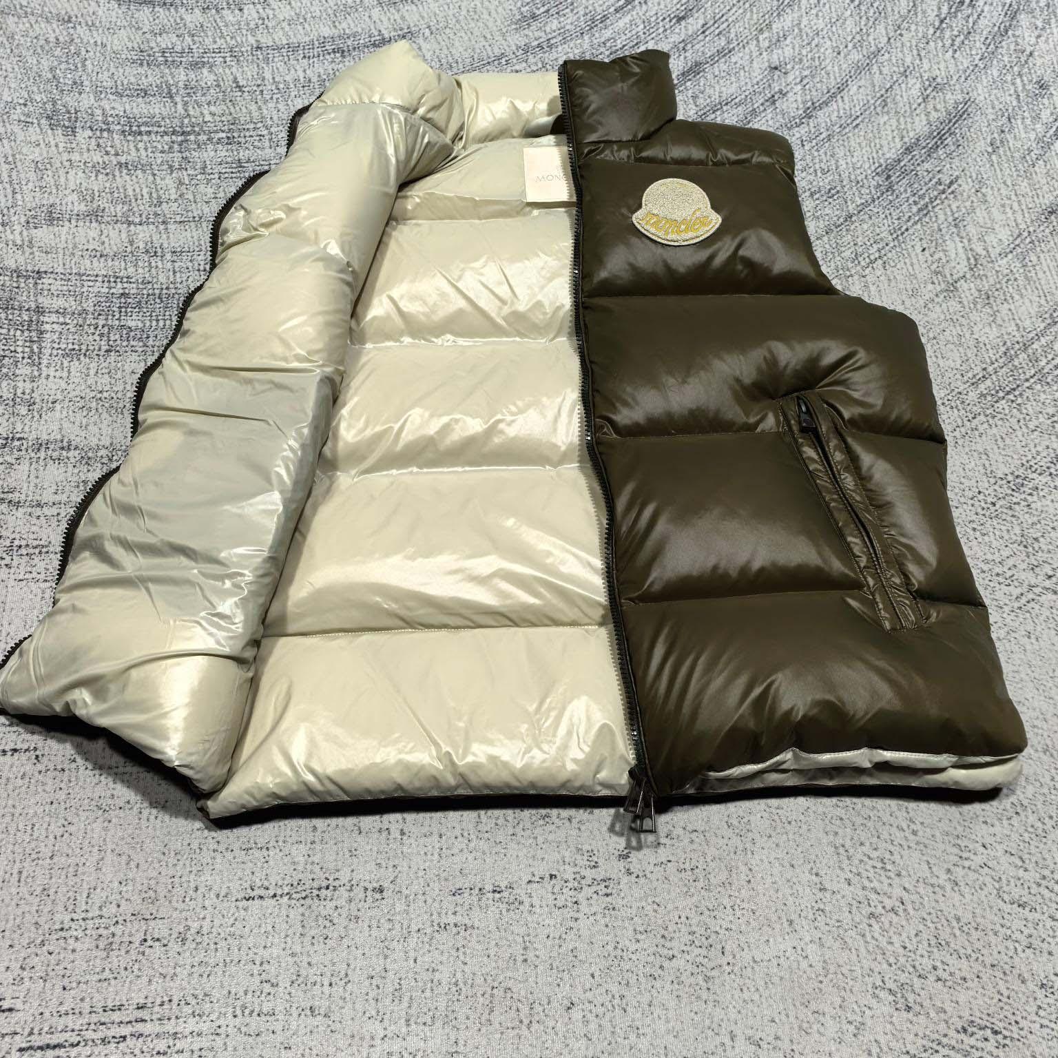 Moncler Lipsi Down Vest - DesignerGu