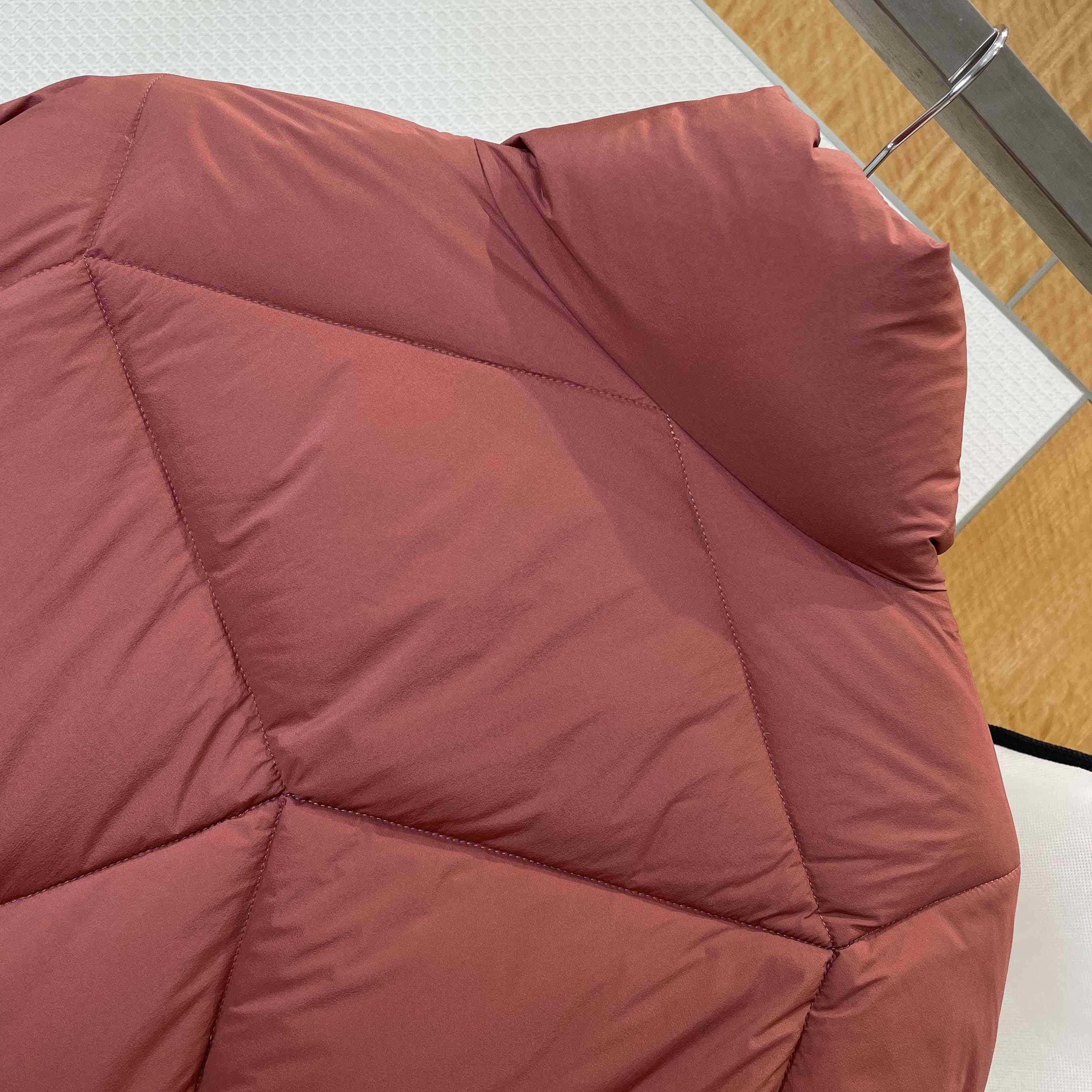 Moncler Vardar Short Down Jacket - DesignerGu