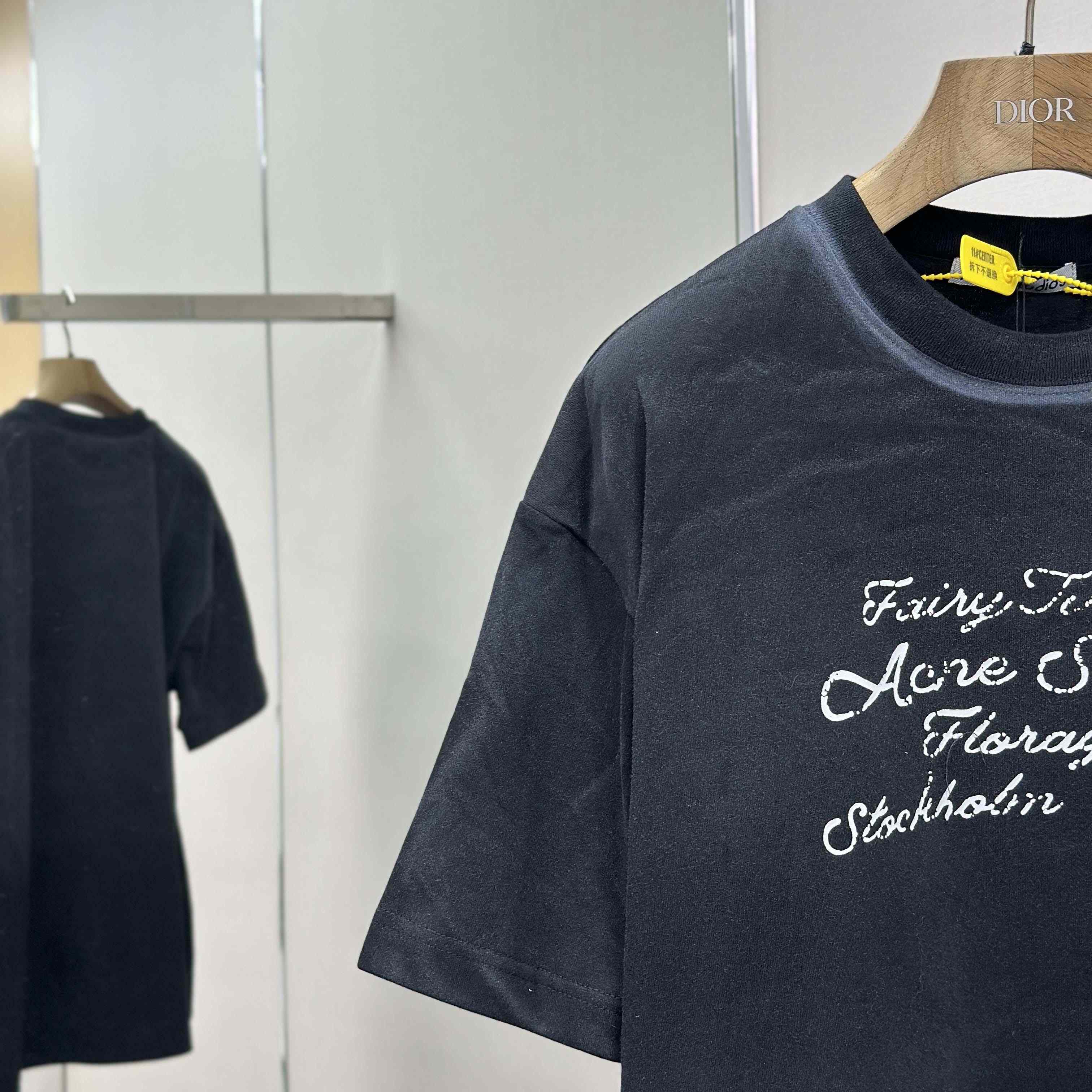 Acne Studios Logo T-shirt  - DesignerGu