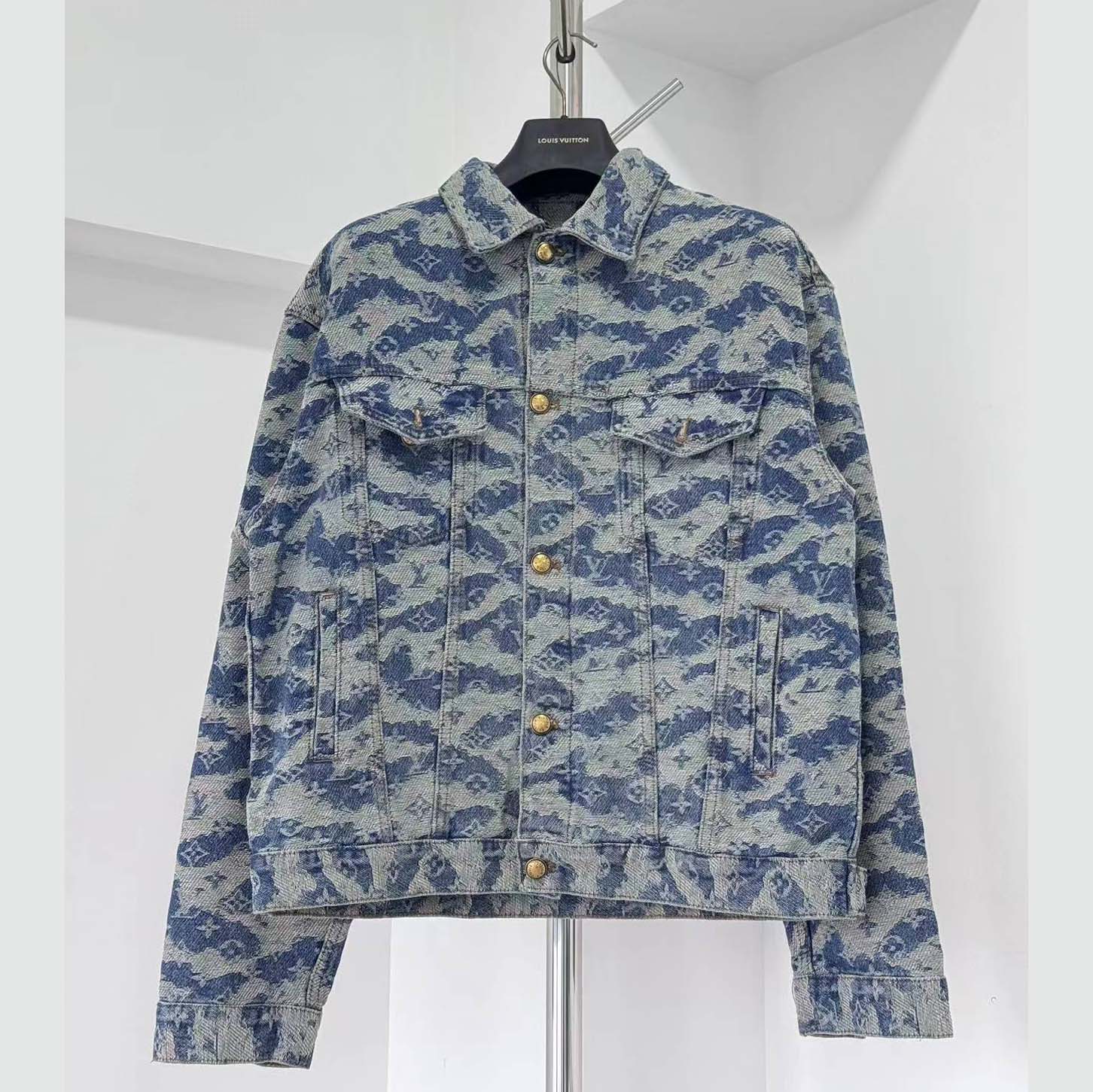 Louis Vuitton Monogram Denim Trucker Jacket - DesignerGu