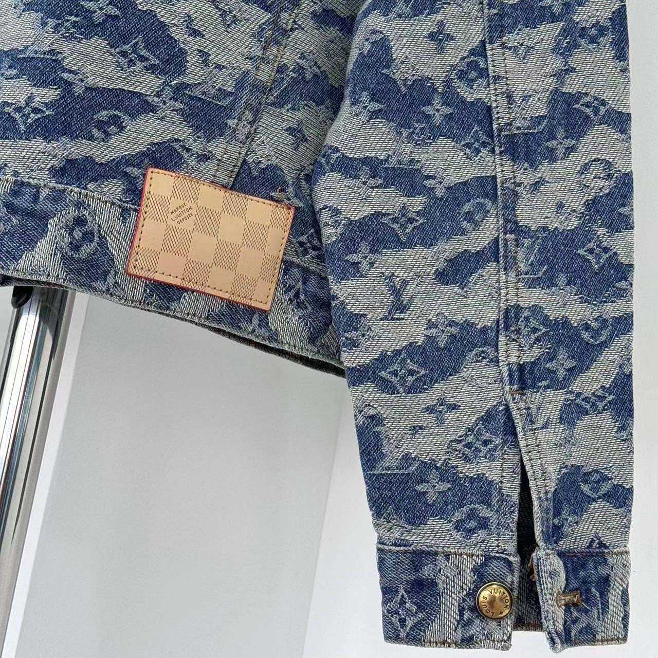Louis Vuitton Monogram Denim Trucker Jacket - DesignerGu