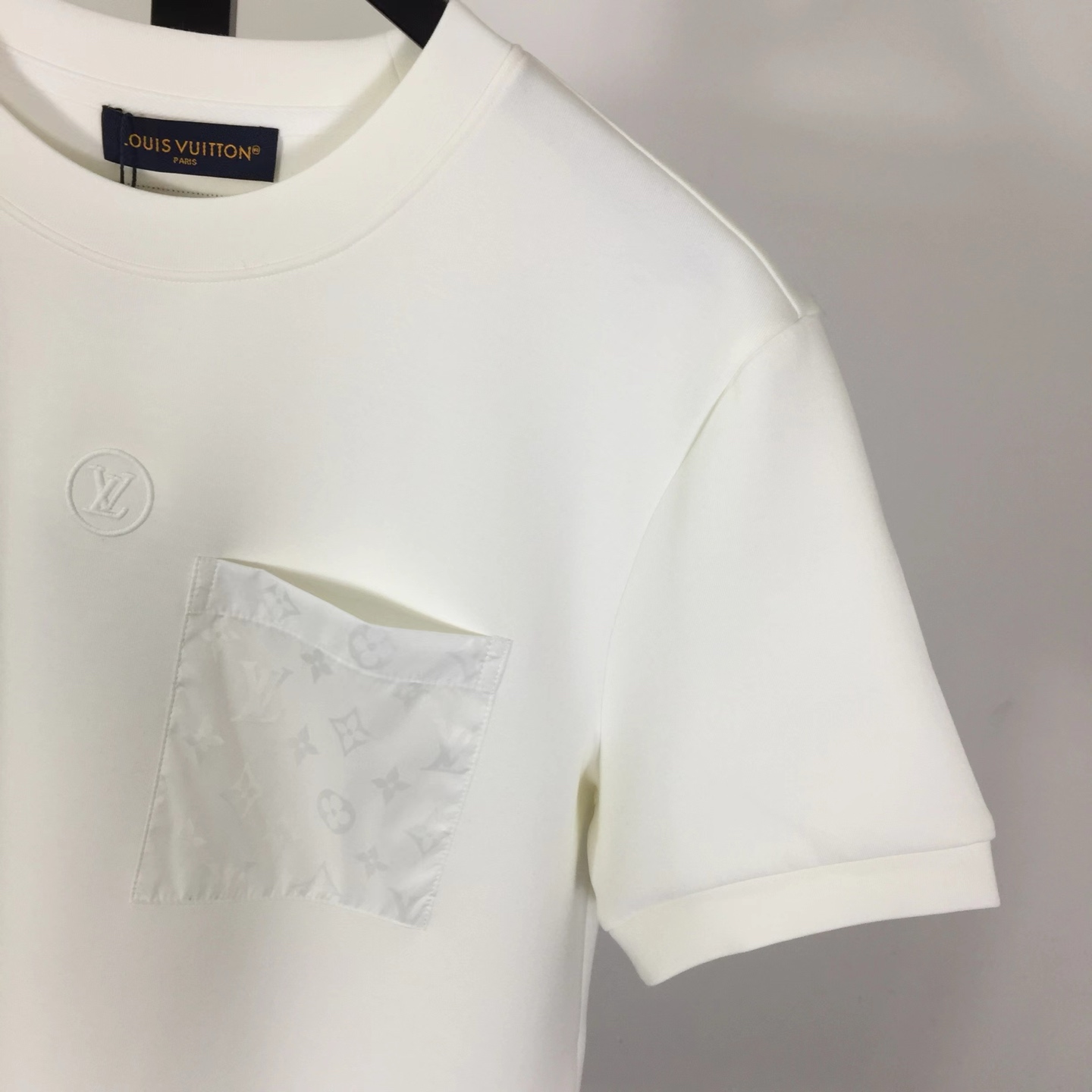 Louis Vuitton Cotton T-Shirt  - DesignerGu