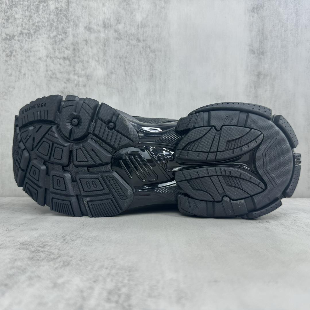 Balenciaga Runner Sneakers - DesignerGu