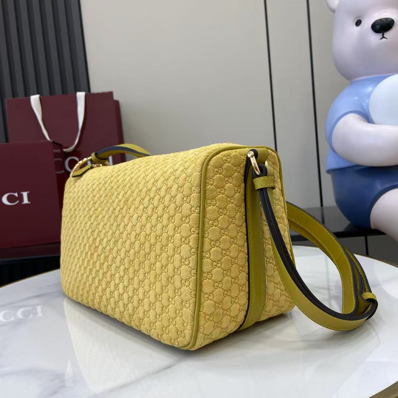 Gucci Half Horsebit Medium Shoulder Bag - DesignerGu