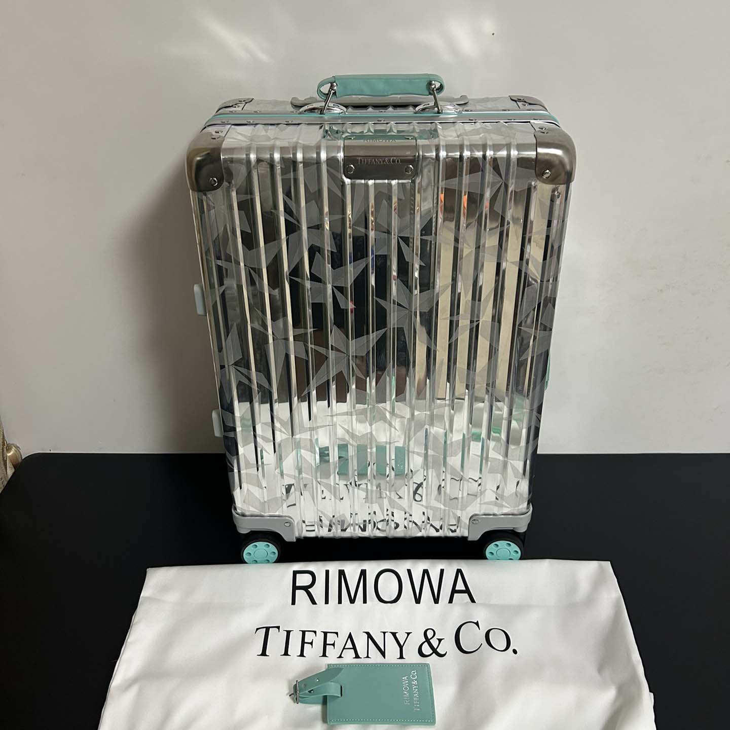 Rimowa x Tiffany&CO Luggage    - DesignerGu
