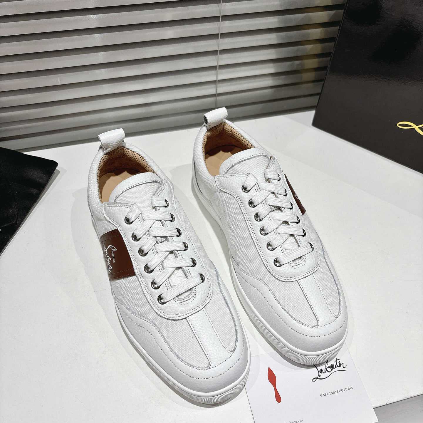 Christian Louboutin Retero Sneakers - DesignerGu