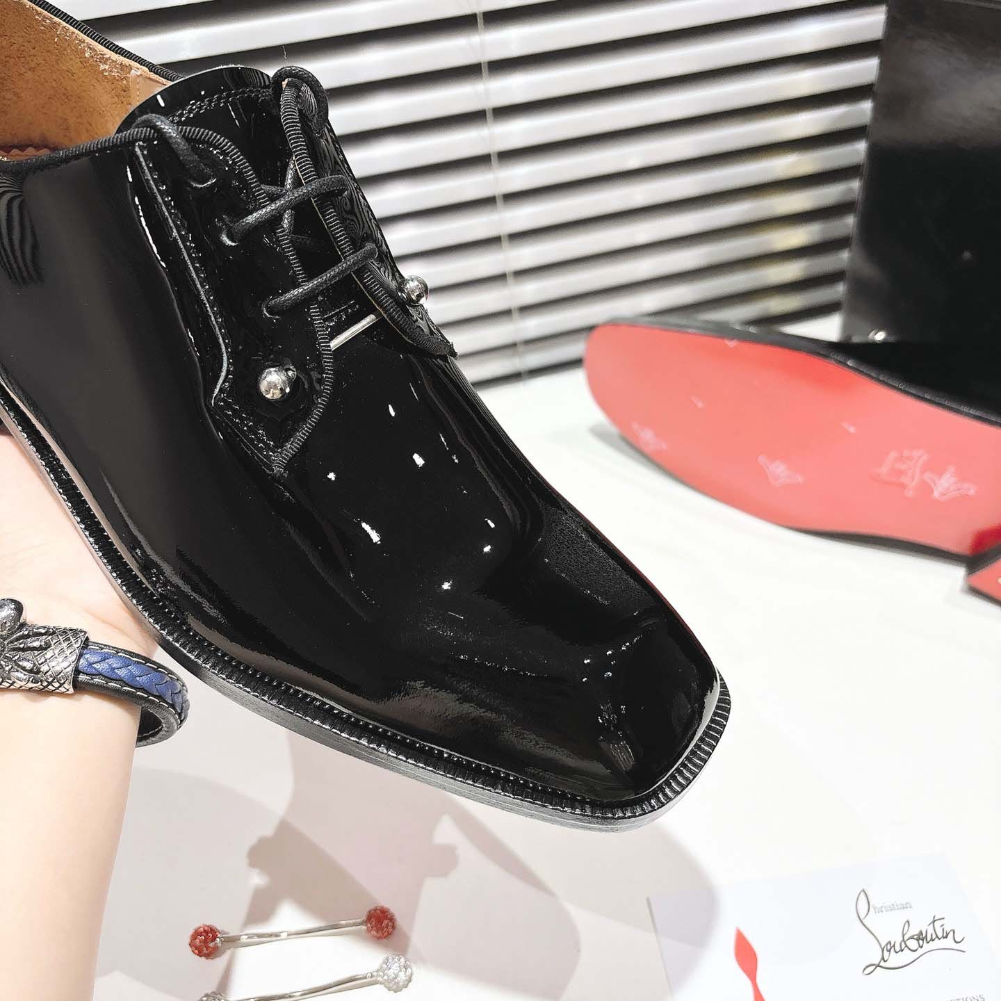 Christian Louboutin Chambeliss Derbies - Patent calf leather - DesignerGu
