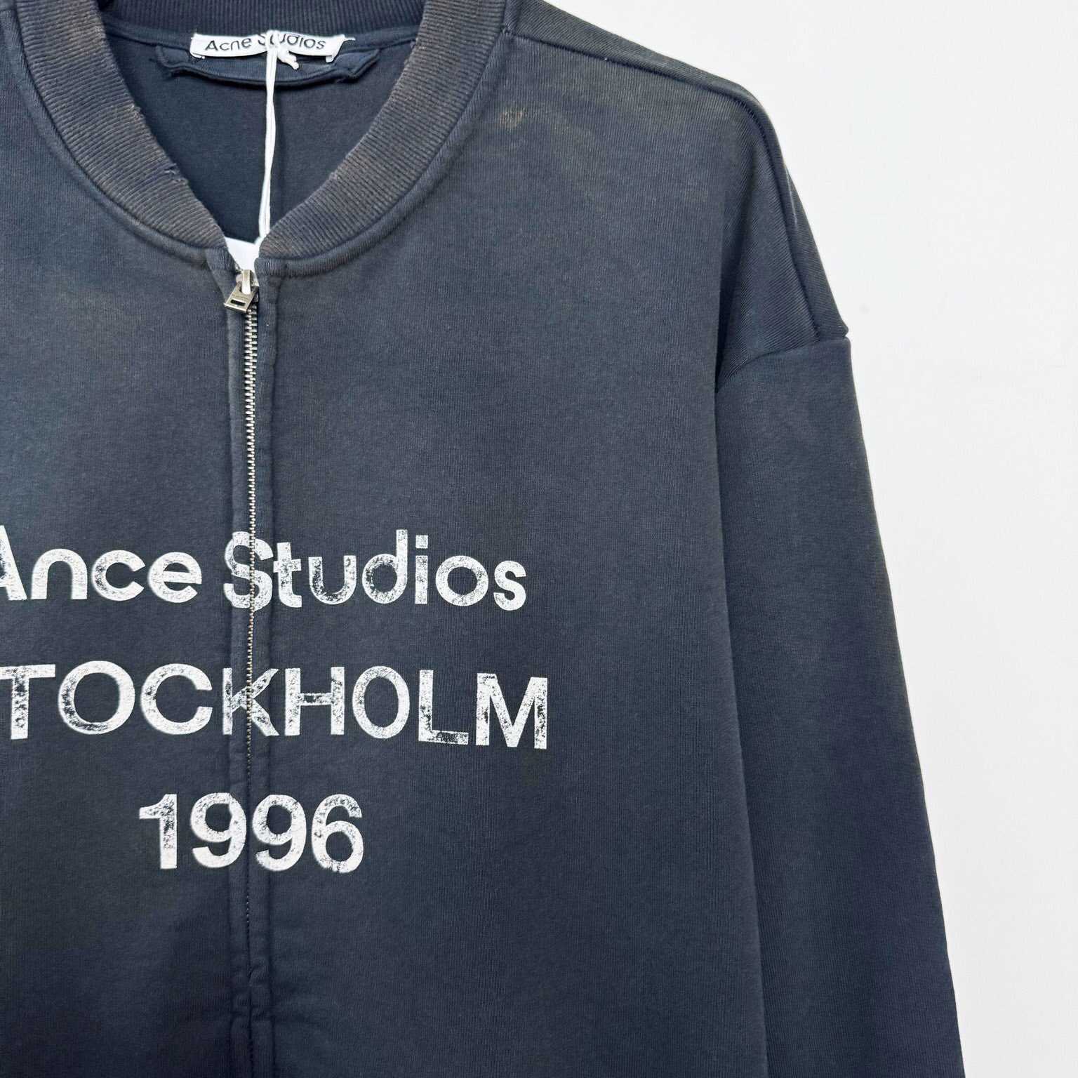 Acne Studios - Zip sweater logo - DesignerGu