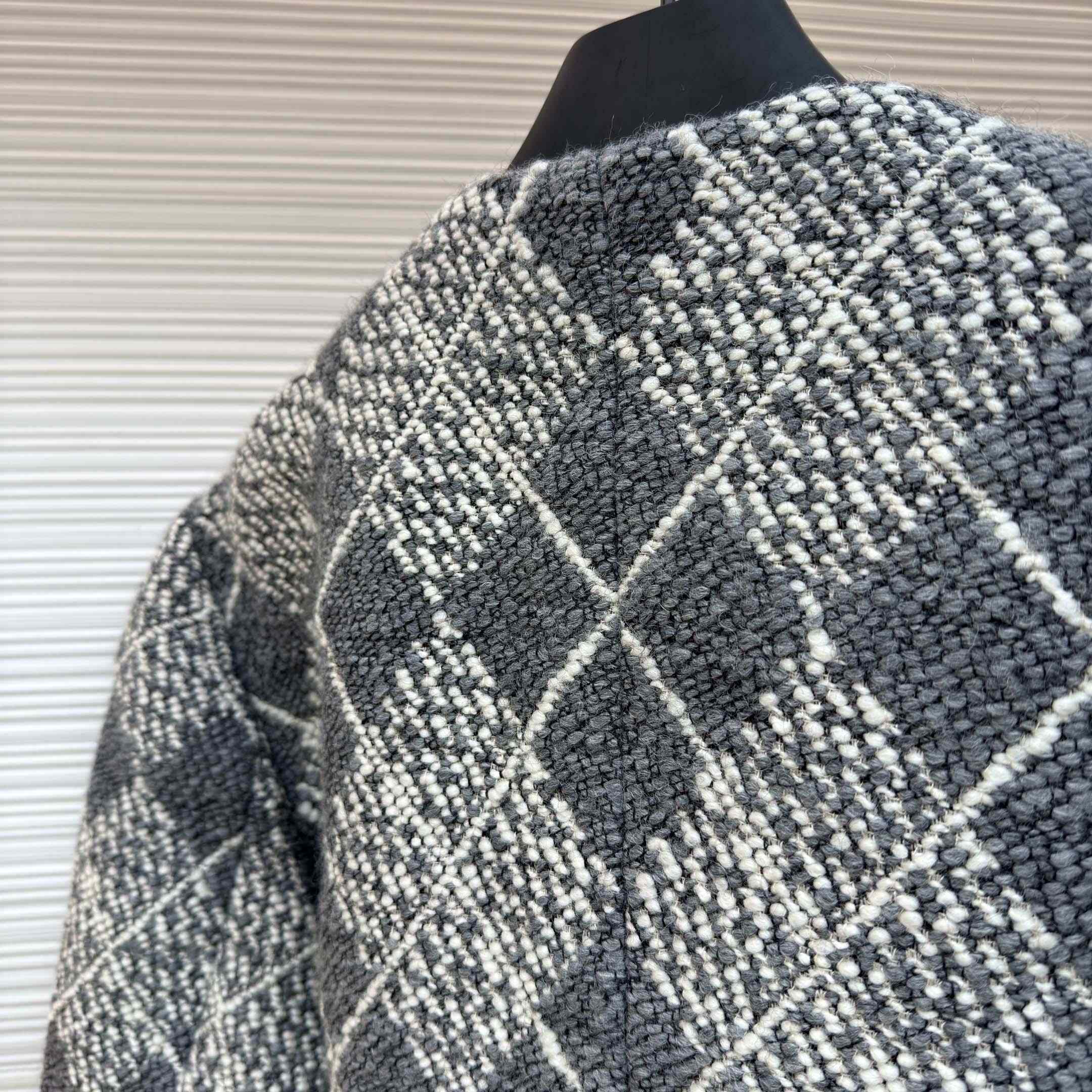 Louis Vuitton Chic Collarless Wool Jacket - DesignerGu