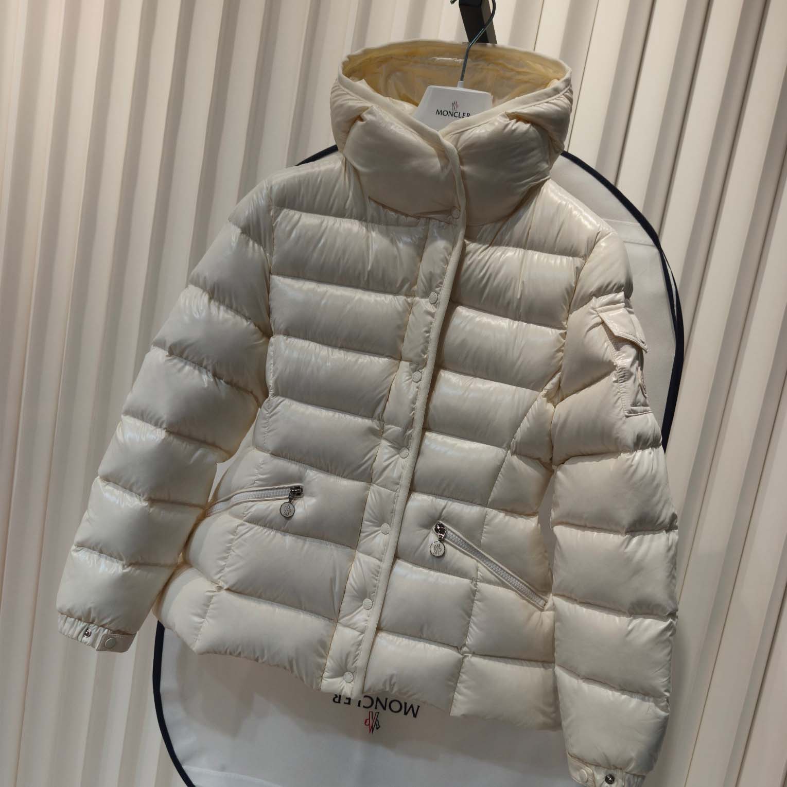 Moncler Barante Hooded Short Down Jacket - DesignerGu
