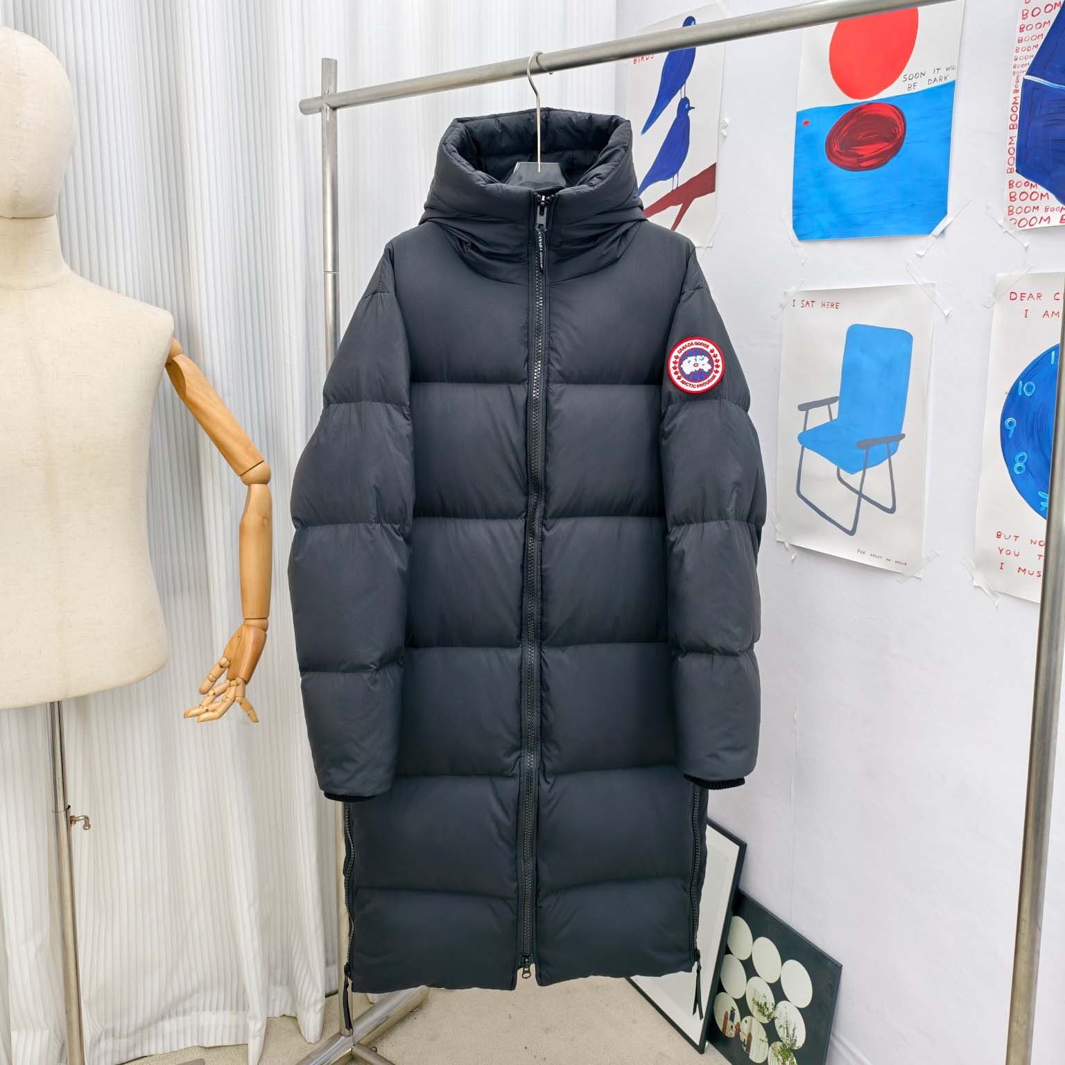 Moncler Lawrence Long Puffer - DesignerGu