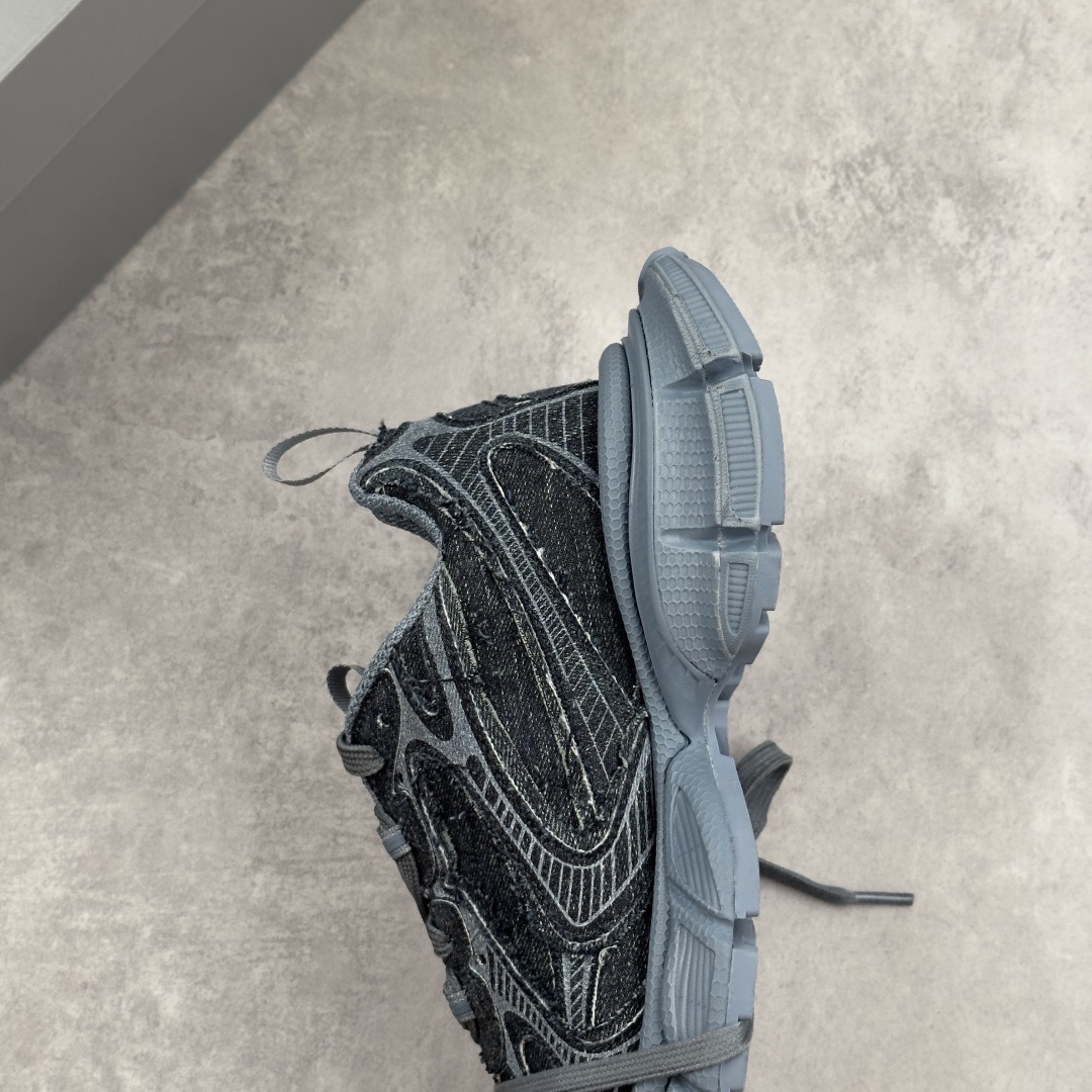 Balenciaga 3XL Distressed Lace-up Sneakers - DesignerGu