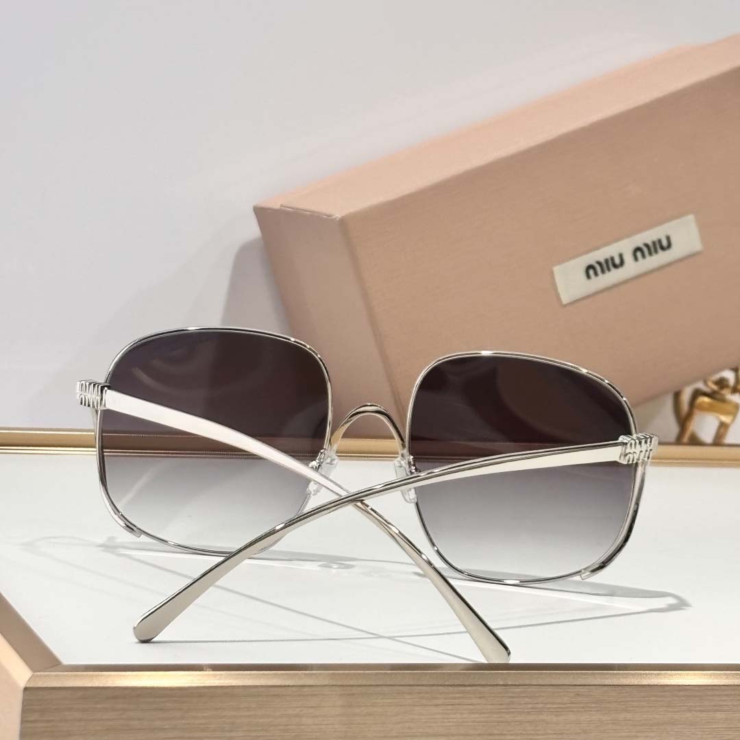 Miu Miu MU A624 Sunglasses - DesignerGu