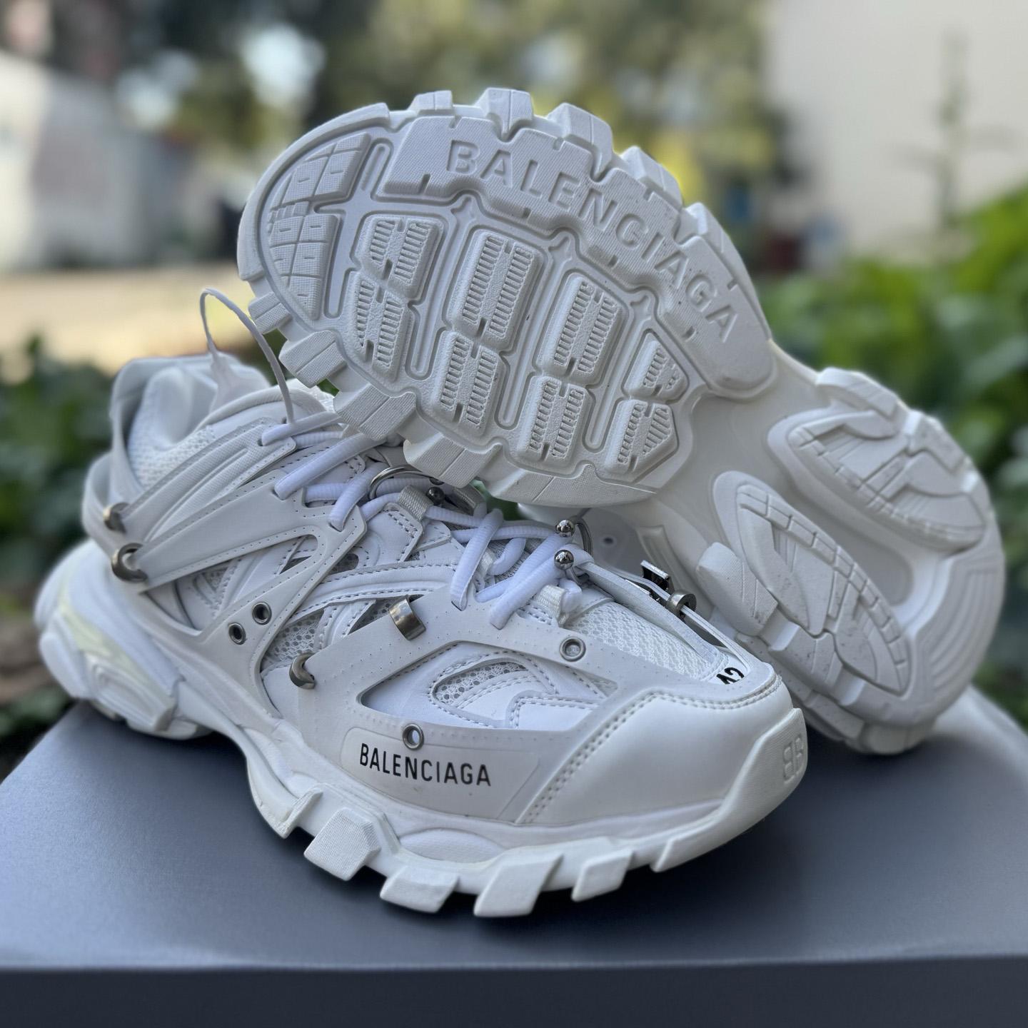 Balenciaga Track piercing Sneaker In White - DesignerGu
