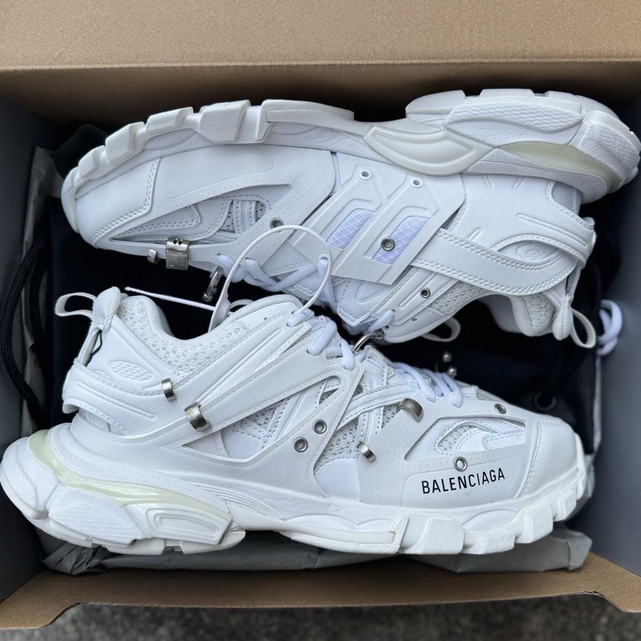 Balenciaga Track piercing Sneaker In White - DesignerGu
