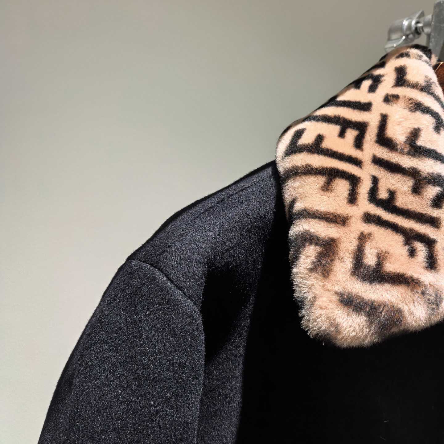 Fendi Bomber jacket - DesignerGu