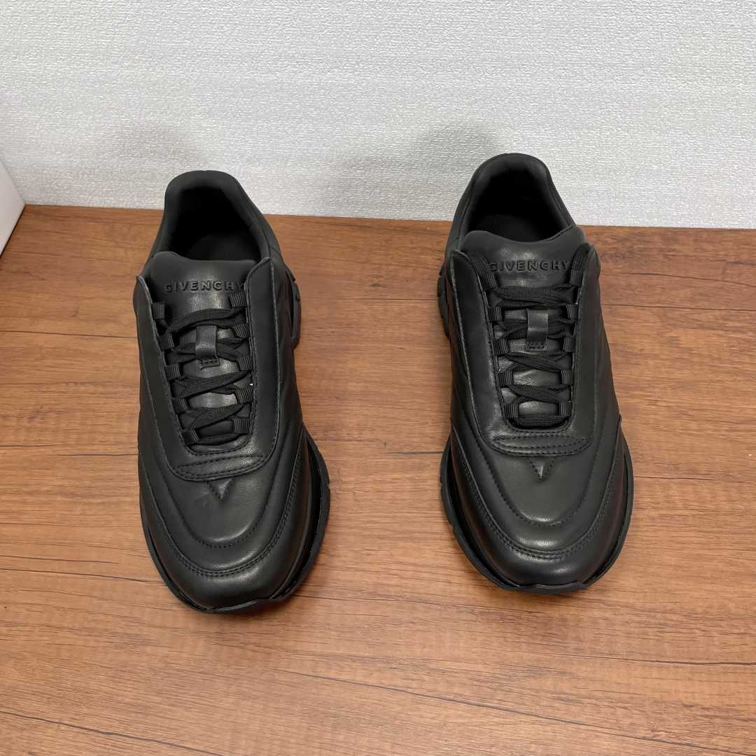 Givenchy Trainers Sneakers In Padded Nylon And Leather - DesignerGu