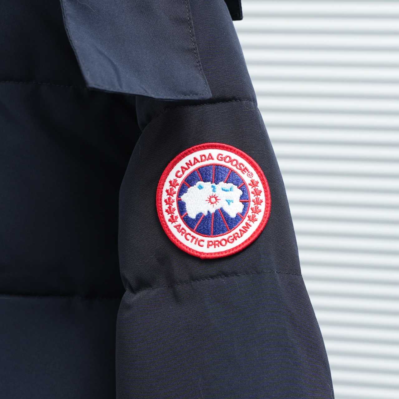 Canada Goose Chelsea Parka - DesignerGu
