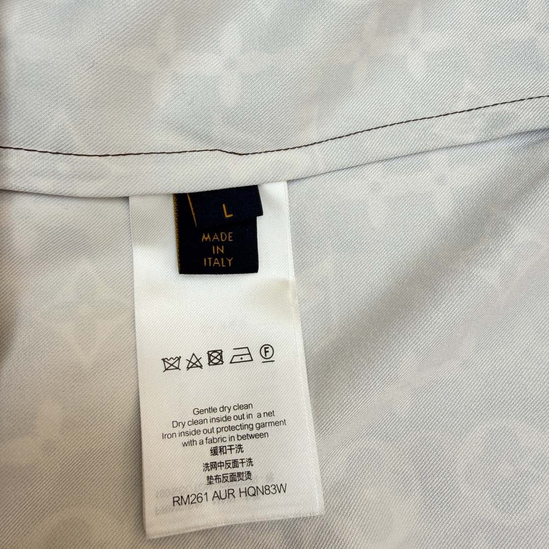 Louis Vuitton Monogram Printed Long-Sleeved Silk Shirt   1AJUOR - DesignerGu