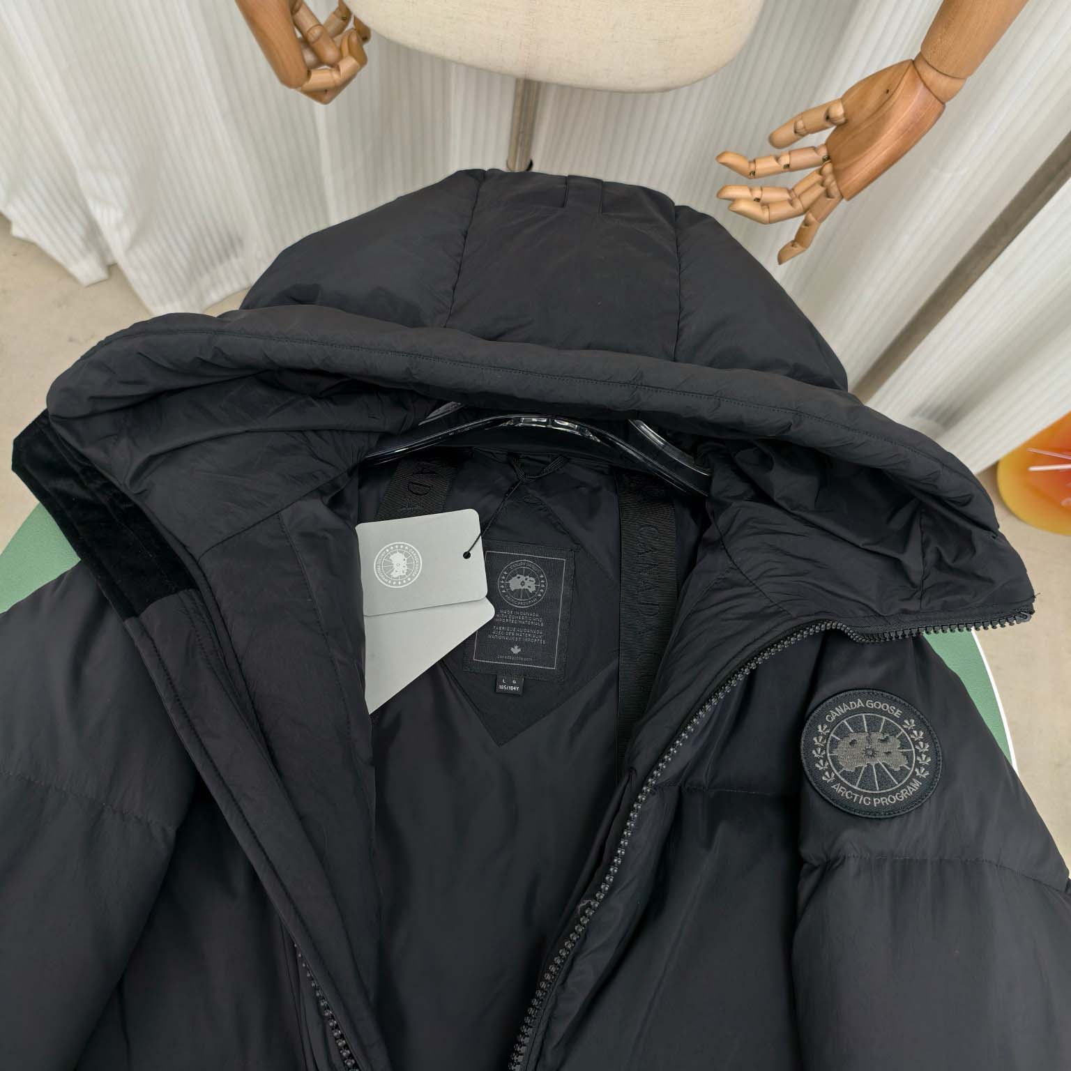 Moncler Lawrence Long Puffer - DesignerGu