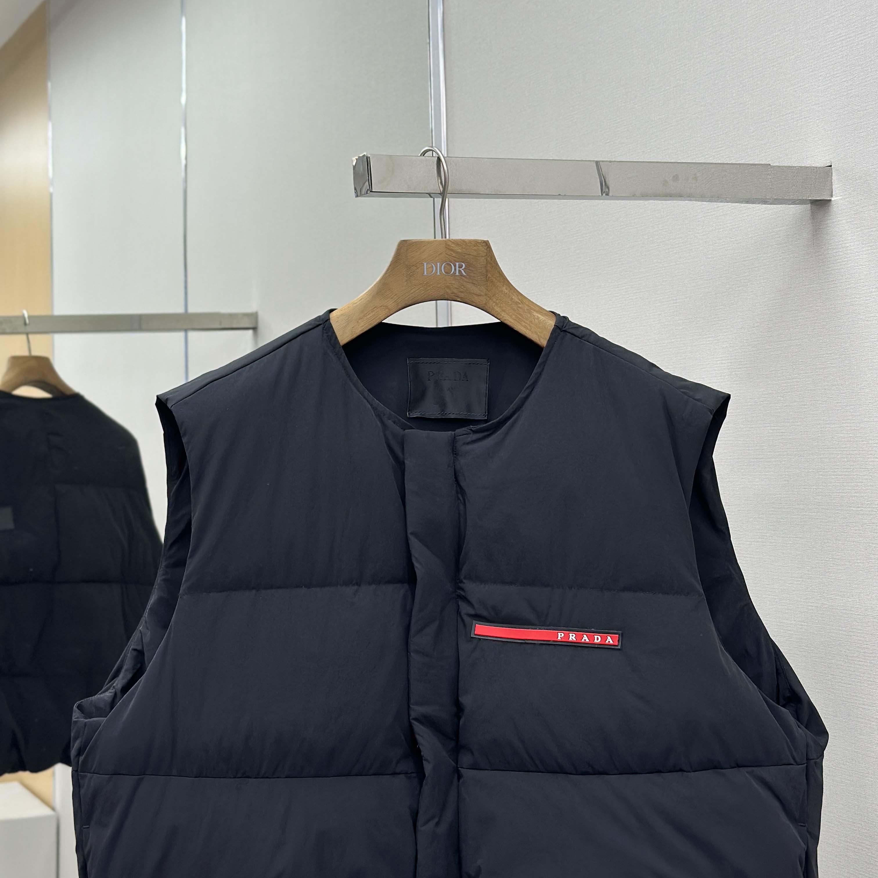 Prada Black Nylon Puffer Gilet Jacket - DesignerGu