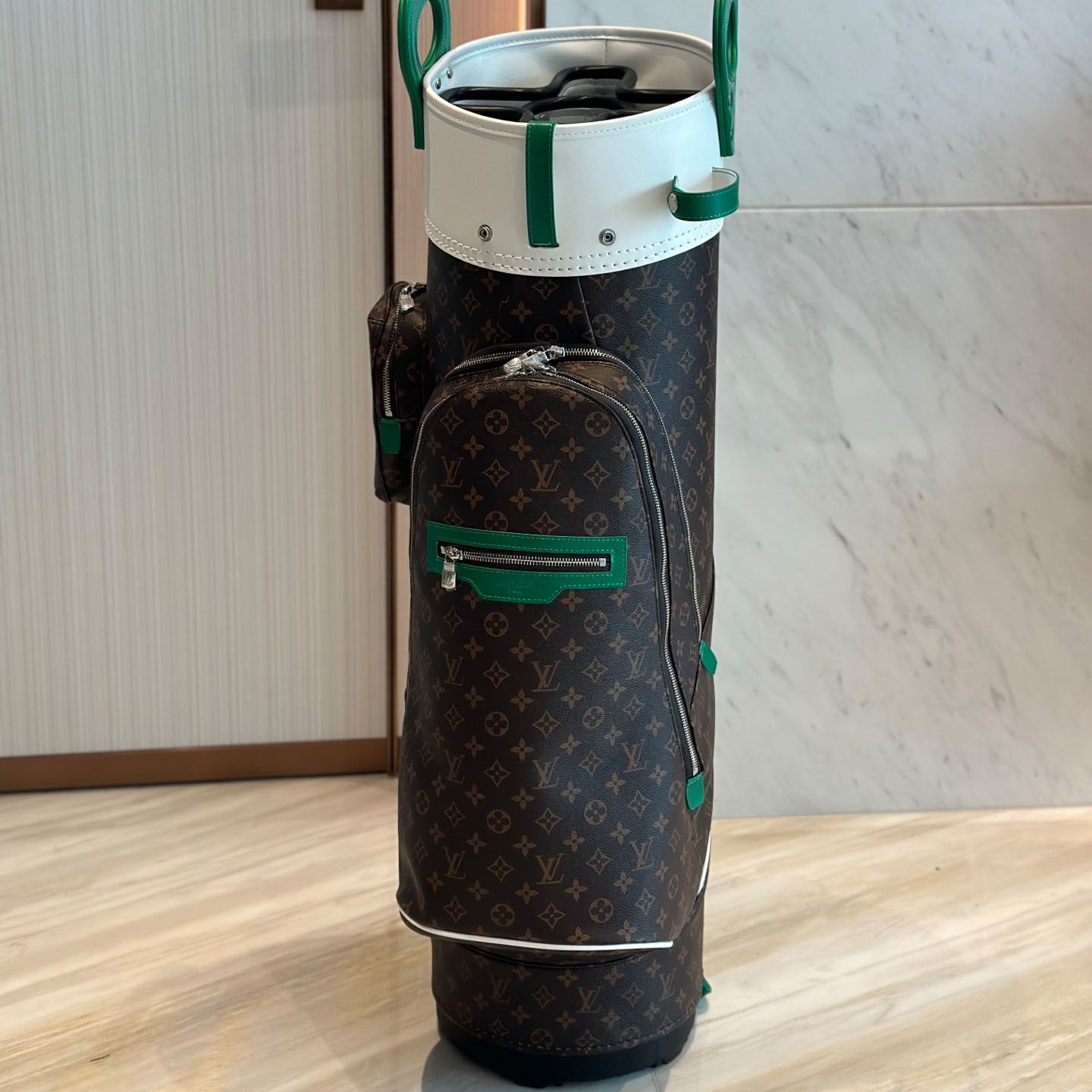 Louis Vuitton Golf Bag - DesignerGu