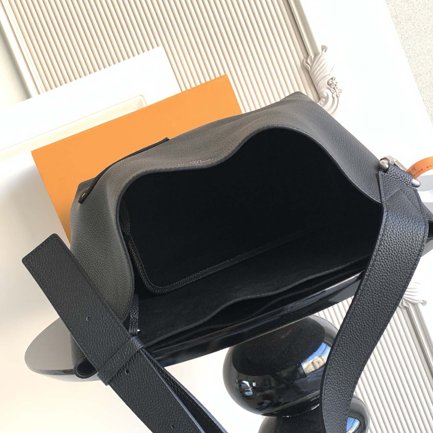 Louis Vuitton Verso Hobo H38      M27022 - DesignerGu