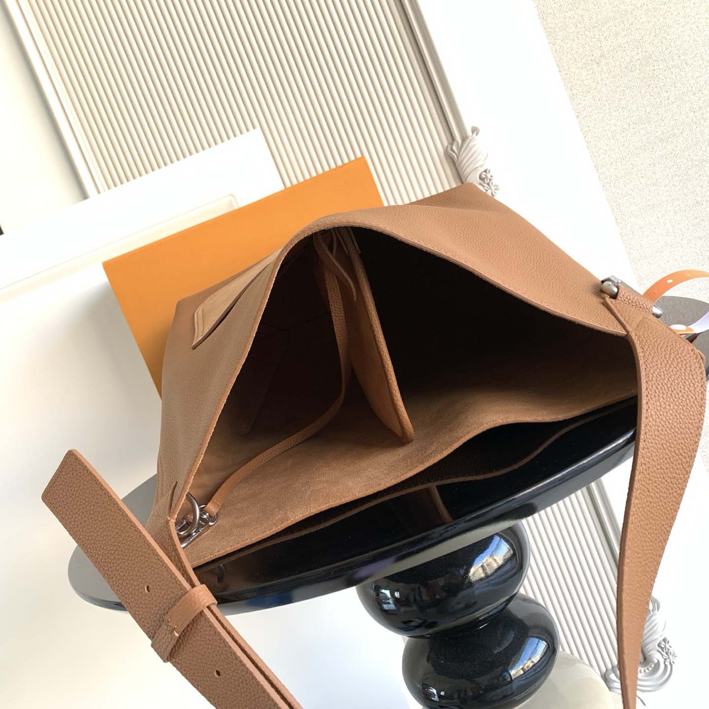 Louis Vuitton Verso Hobo H38      M26745 - DesignerGu