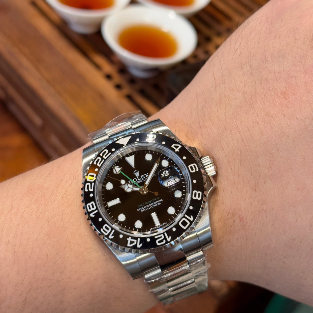 Rolex Oyster Perpetual Watch         40mm - DesignerGu
