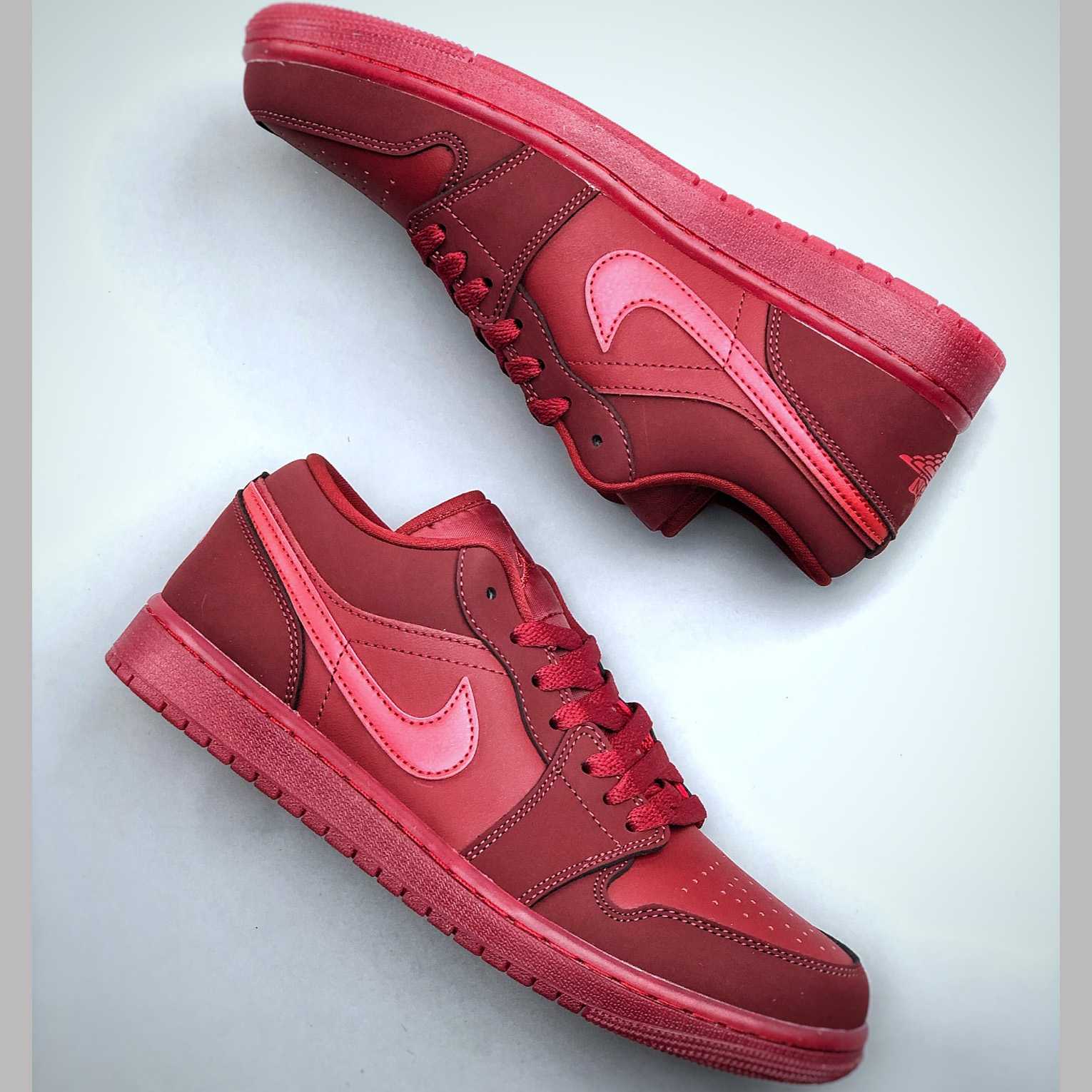 Air Jordan 1 Low  In Team Red/Sierra Red IB7012-600  - DesignerGu