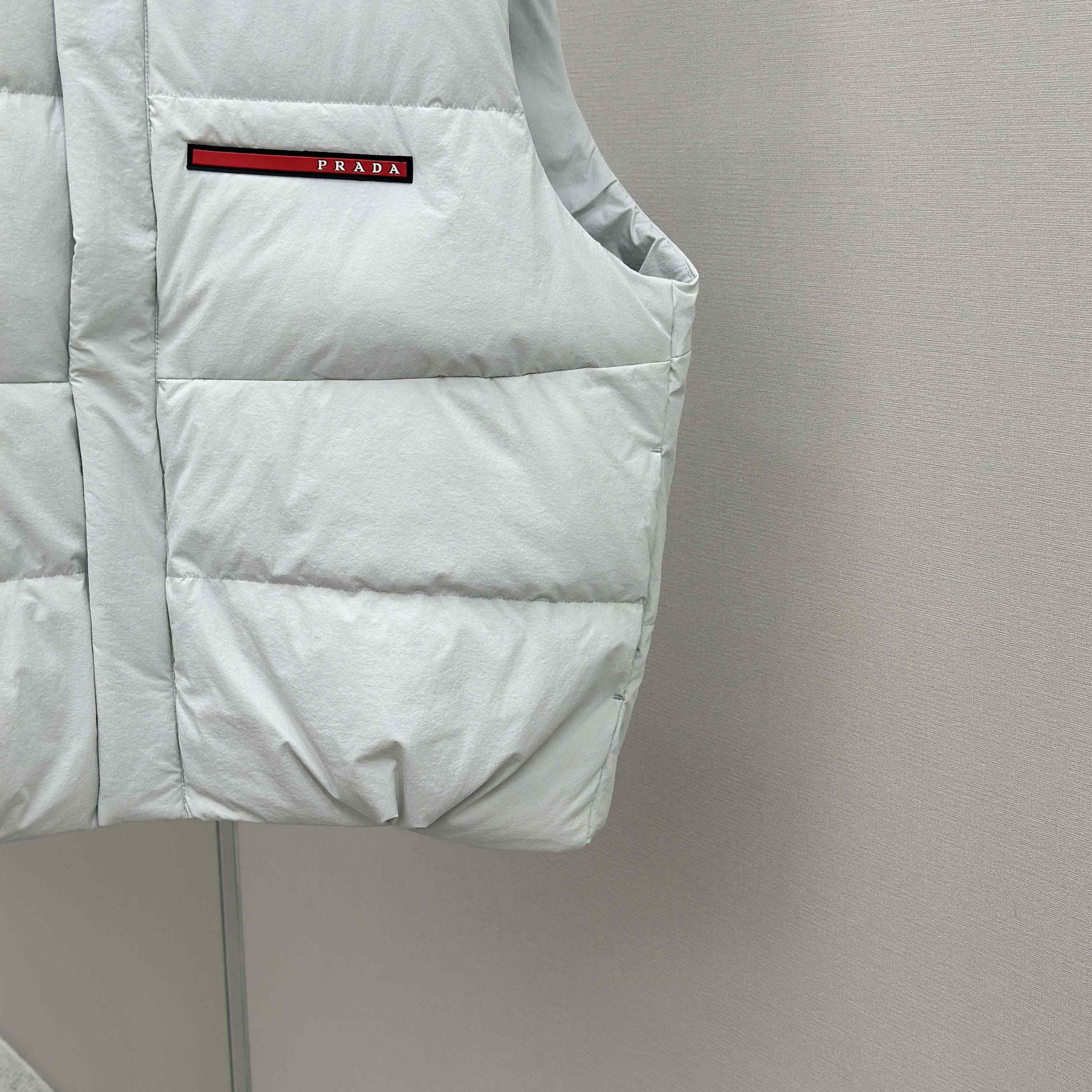 Prada White Nylon Puffer Gilet Jacket - DesignerGu