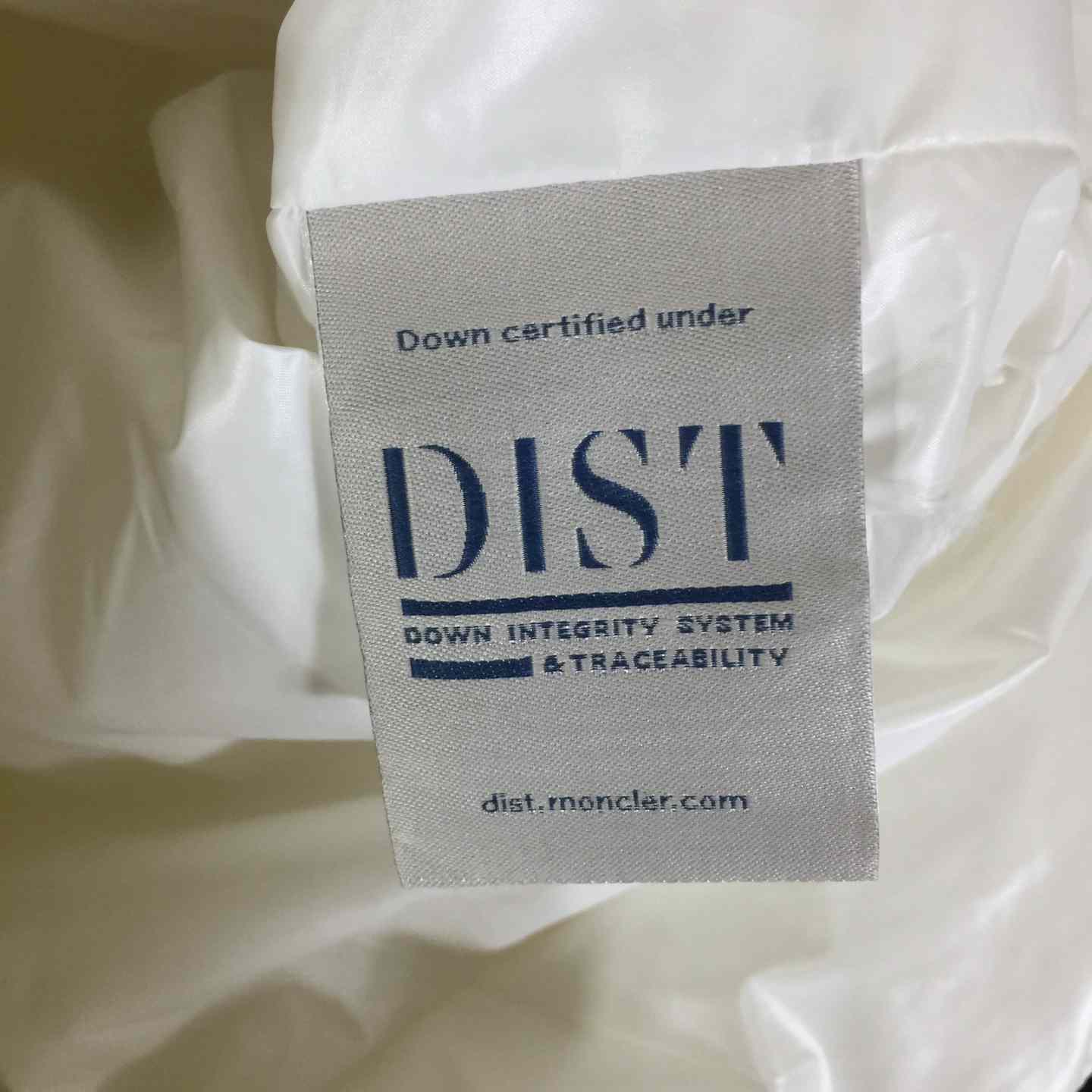 Moncler Contrin Down Vest - DesignerGu